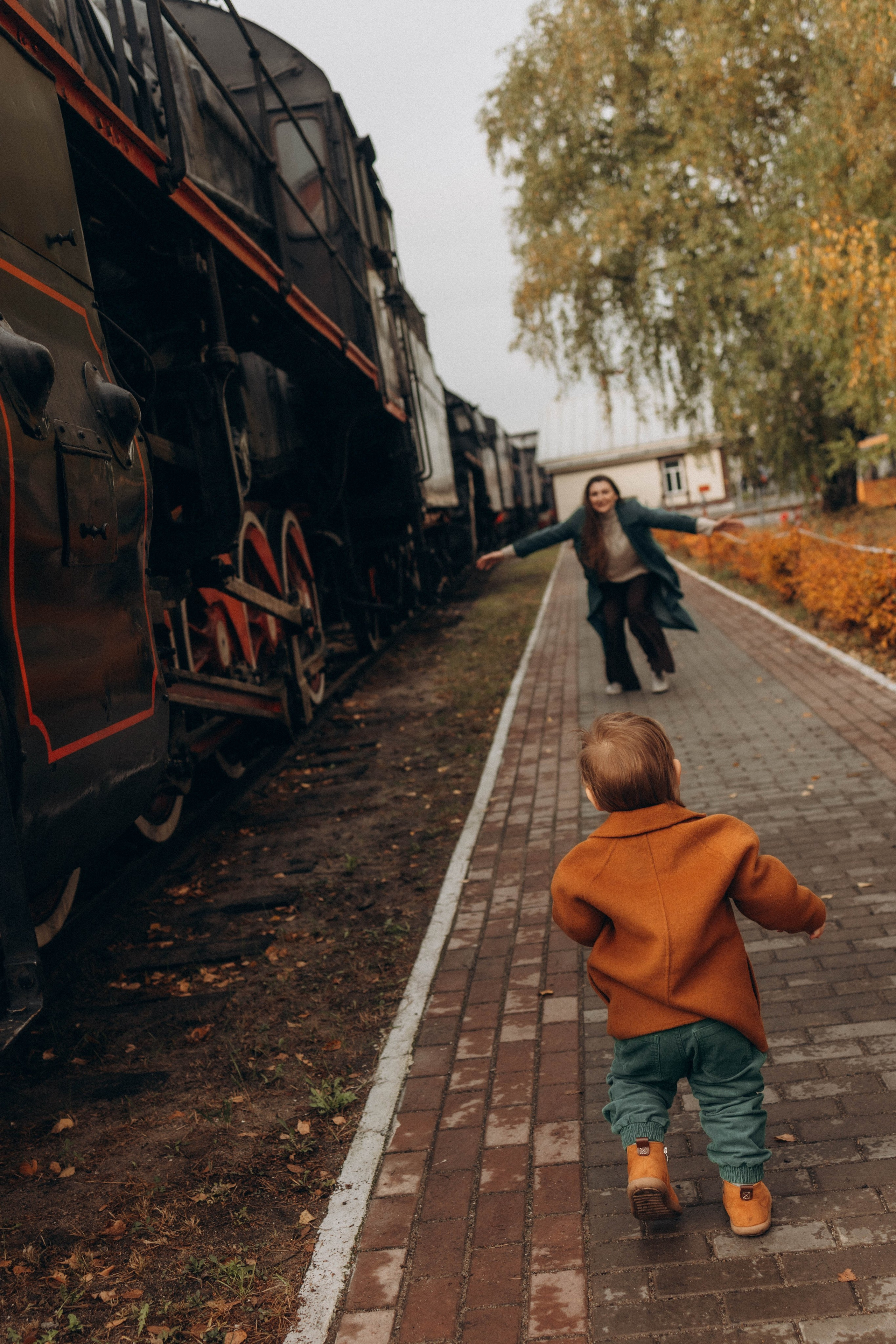 Любовь и паровозы. Семейный и женский фотограф в Москве Коновалова Олеся