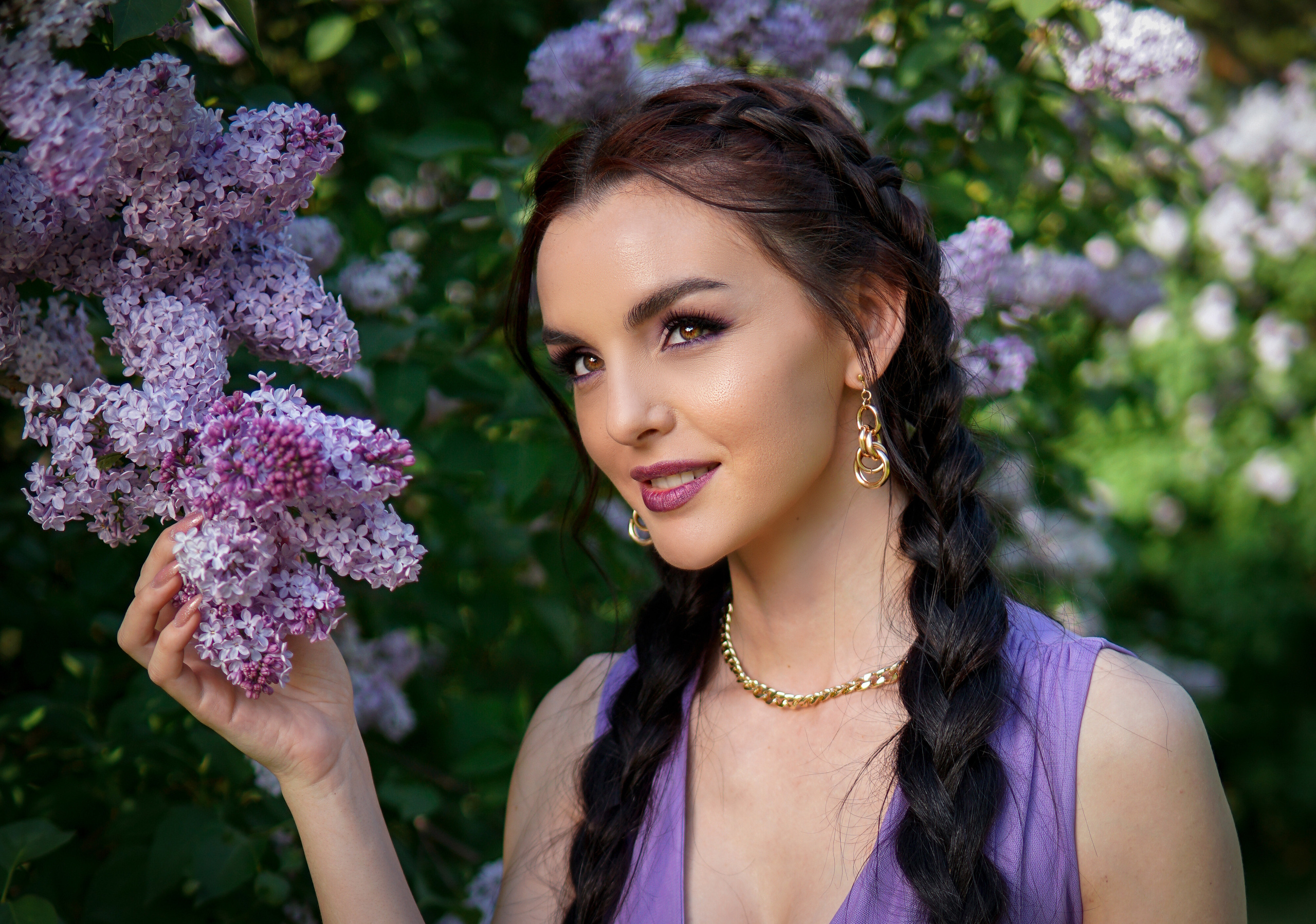 В сирени. Фотограф в Краснодаре и Краснодарском крае Елена Быкова