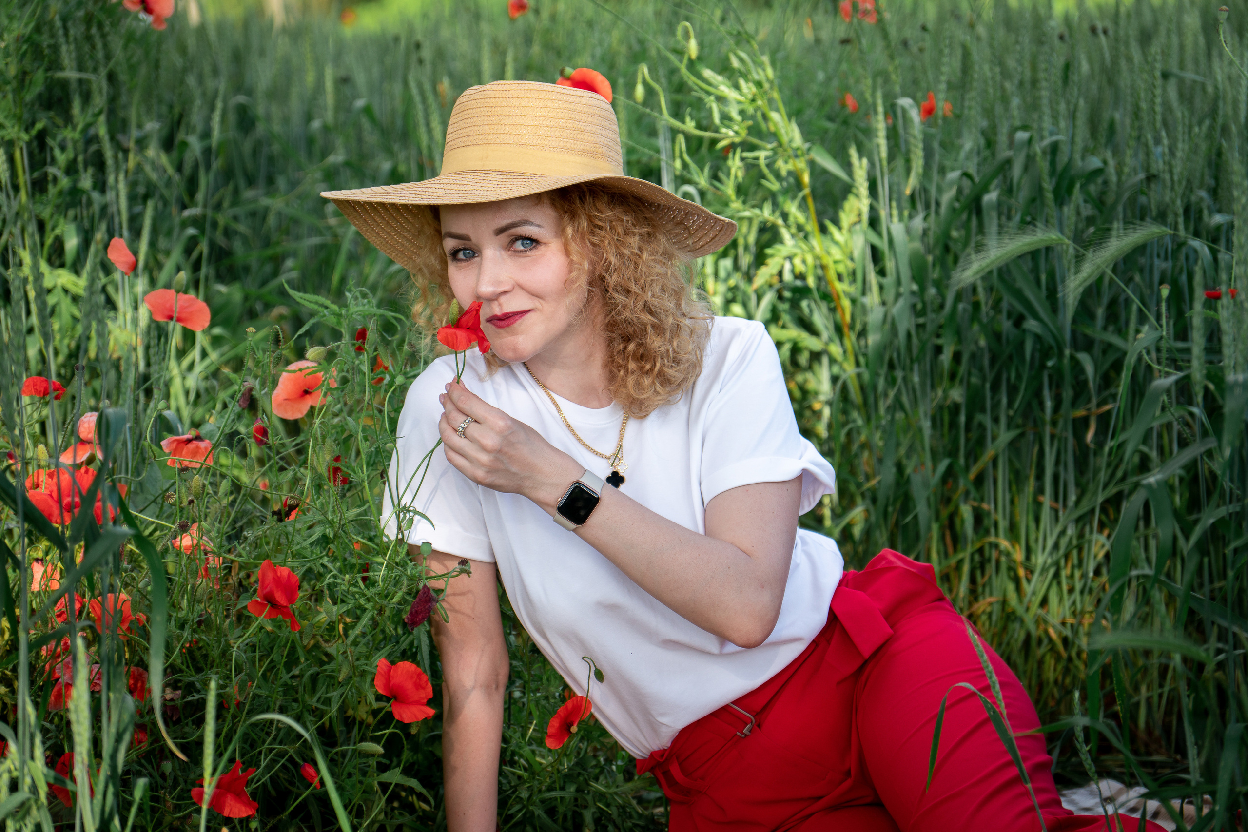 В маках. Фотограф в Краснодаре и Краснодарском крае Елена Быкова