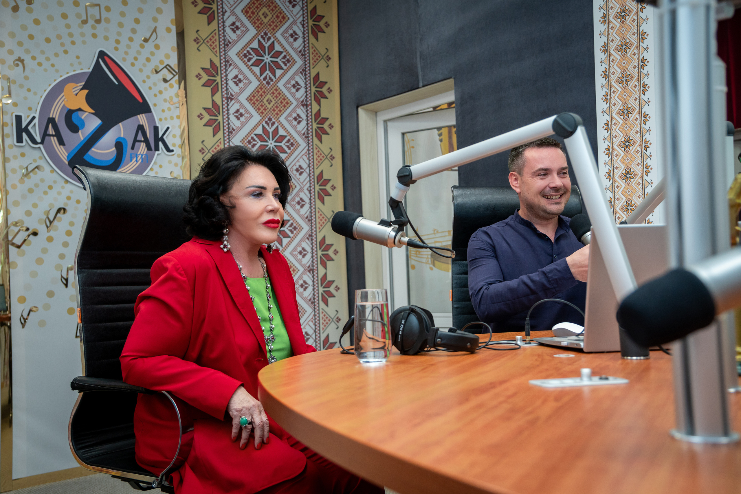 Надежда Бабкина в эфире радио Казак FM. Фотограф в Краснодаре и Краснодарском крае Елена Быкова