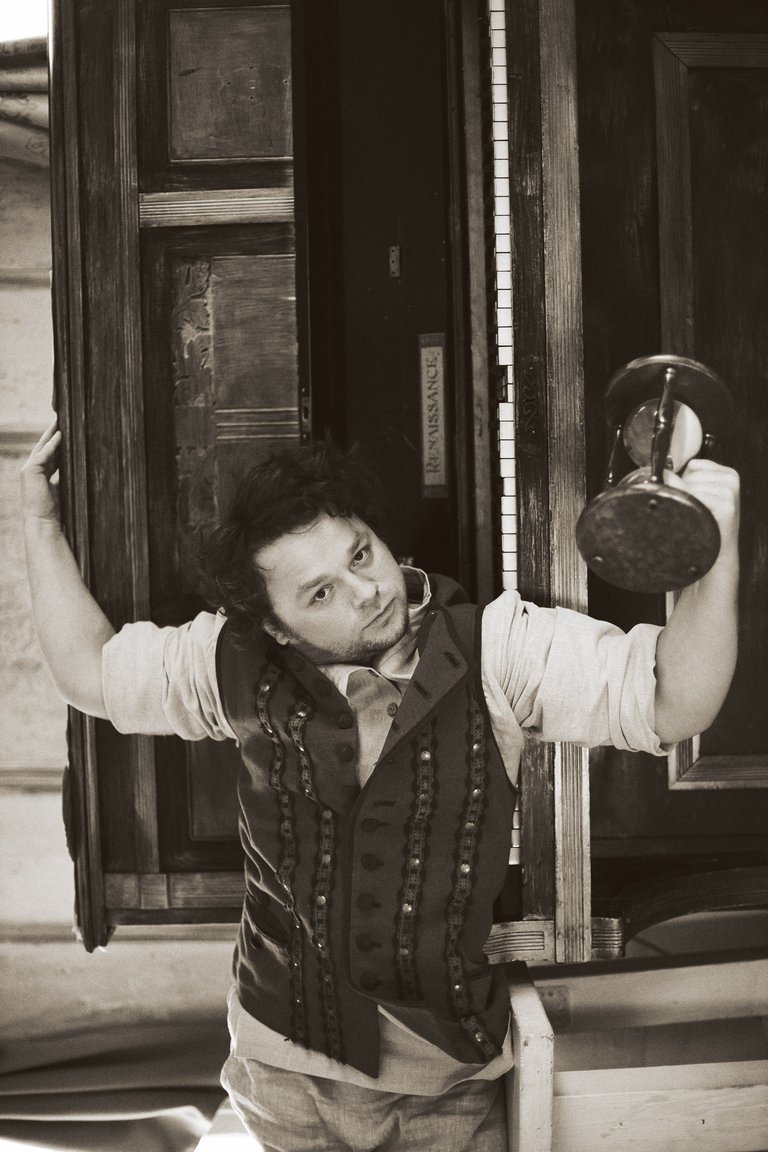 Сергей Друзьяк в образе Бродячего Музыканта. Анна Потявина. Фотограф Москва