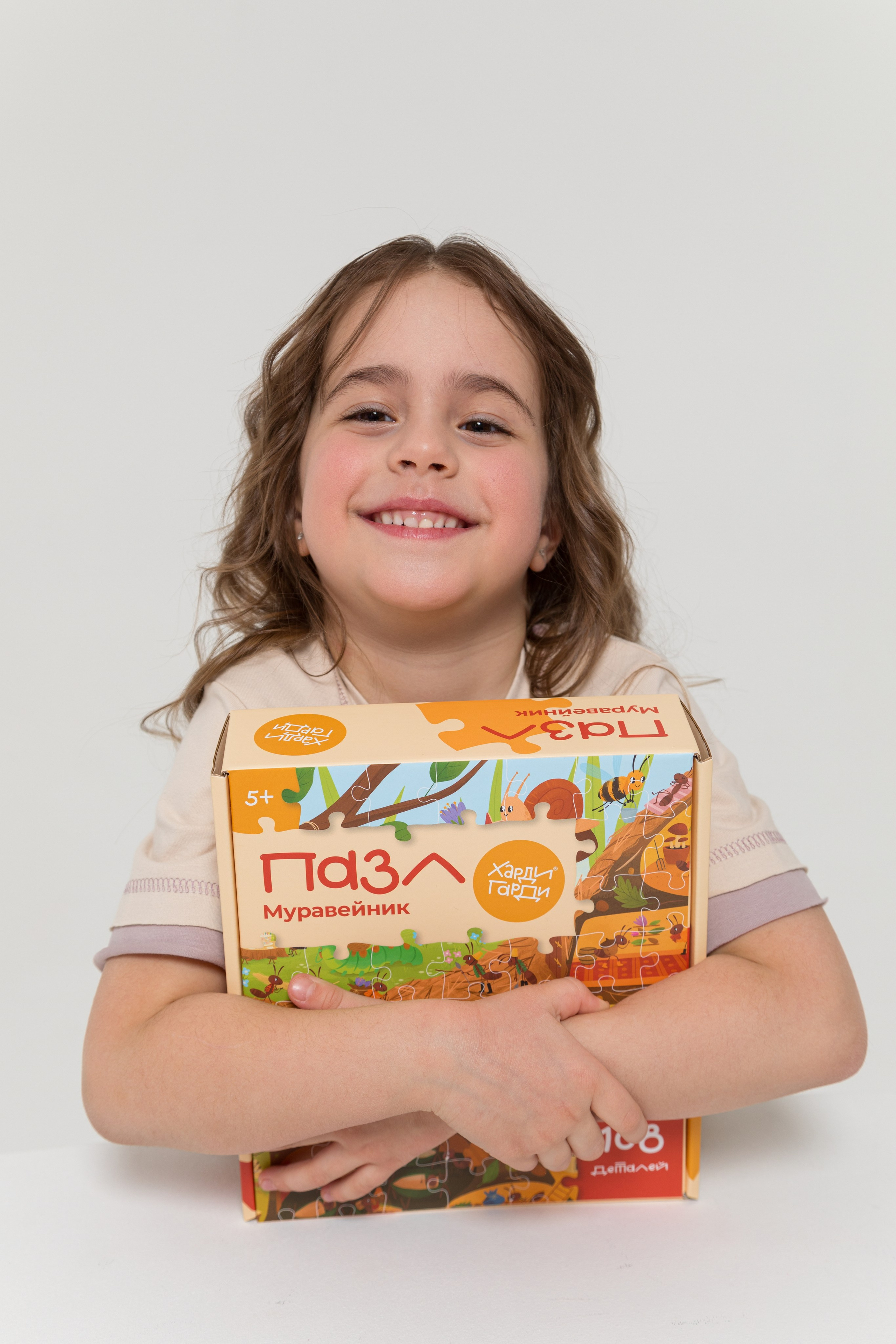 Имиджевая и каталожная съёмка для бренда детских пазлов. Детский и контент фотограф Надя Волкова Санкт-Петербург