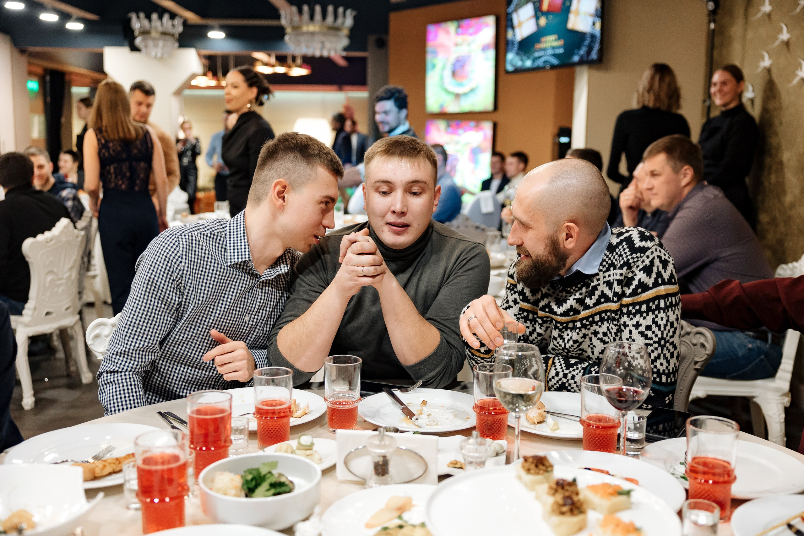 Новогодний корпоратив. Фотограф Полещук Денис. Екатеринбург