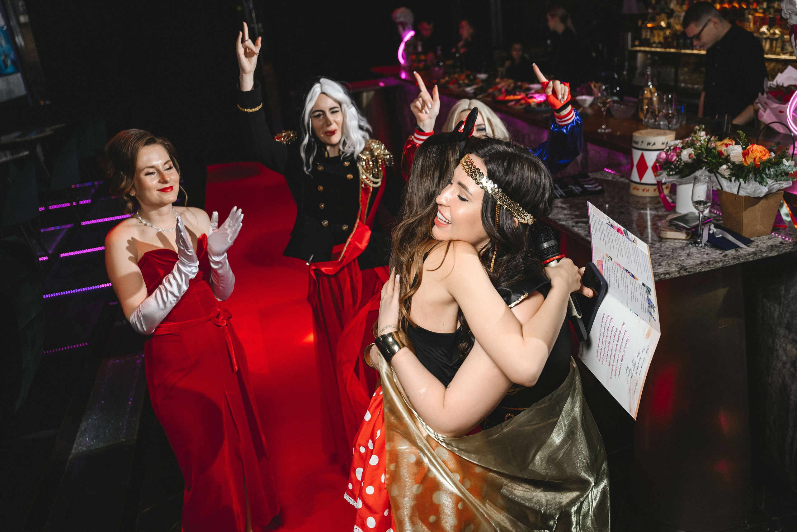 Happy Birthday. Максим Комаров — Профессиональный фотограф