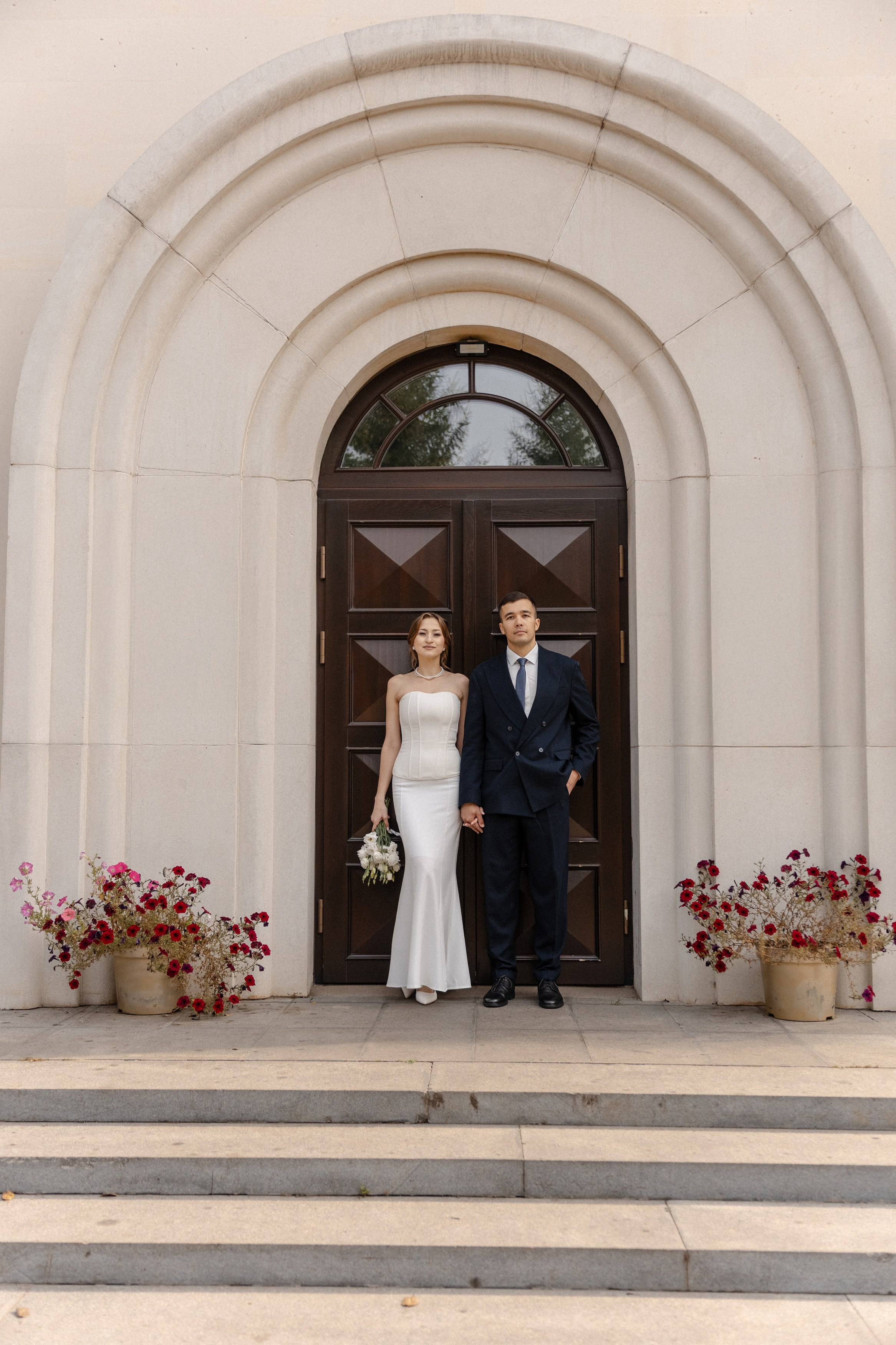Храм в сквере (50-летия Октября, 21а). Свадебный фотограф в Уфе Лилия Сова