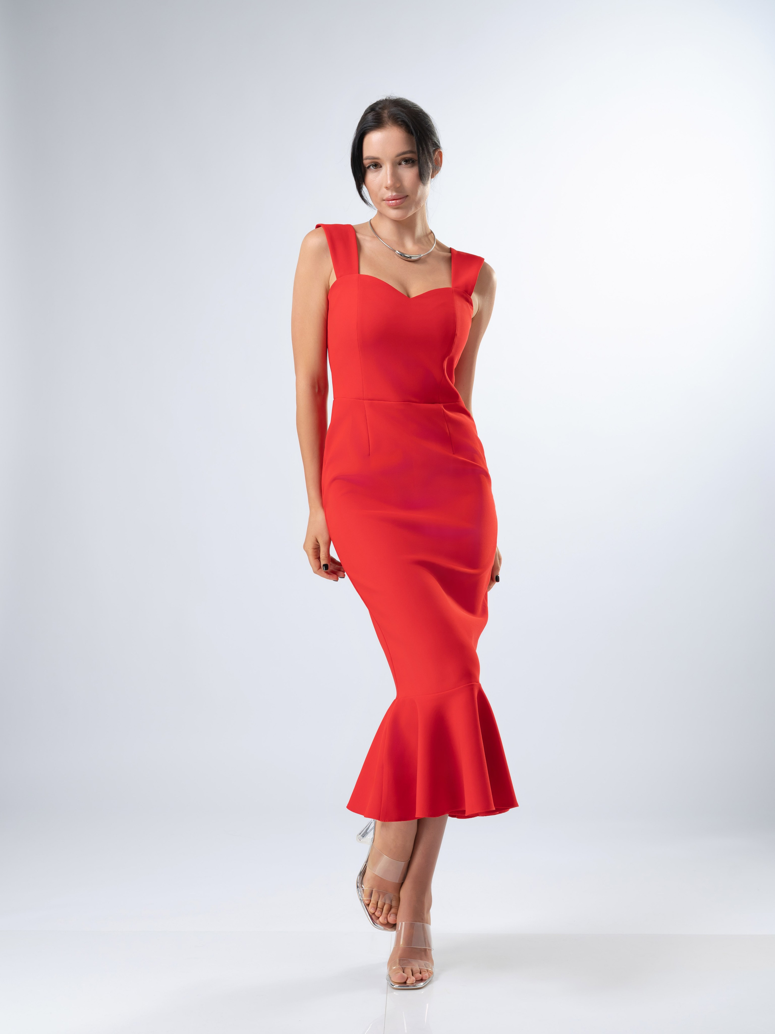 Каталог Девушки. Студия рекламной и предметной съемки товаров WELKO Studio