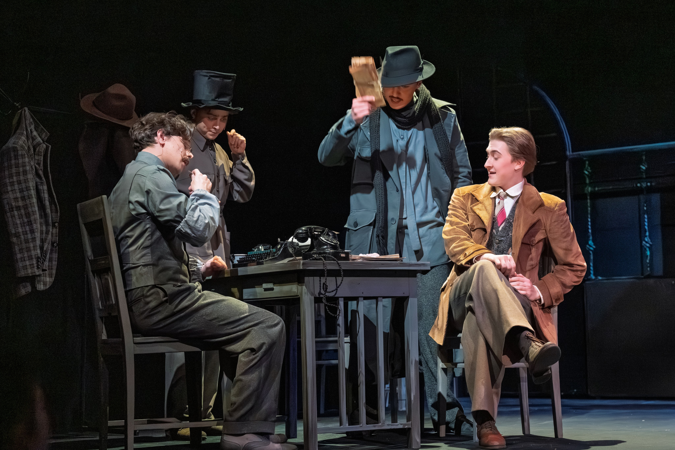 Театр Терезы Дуровой: Кто Есенин?. Сайт фотографа Сергея Абрамова