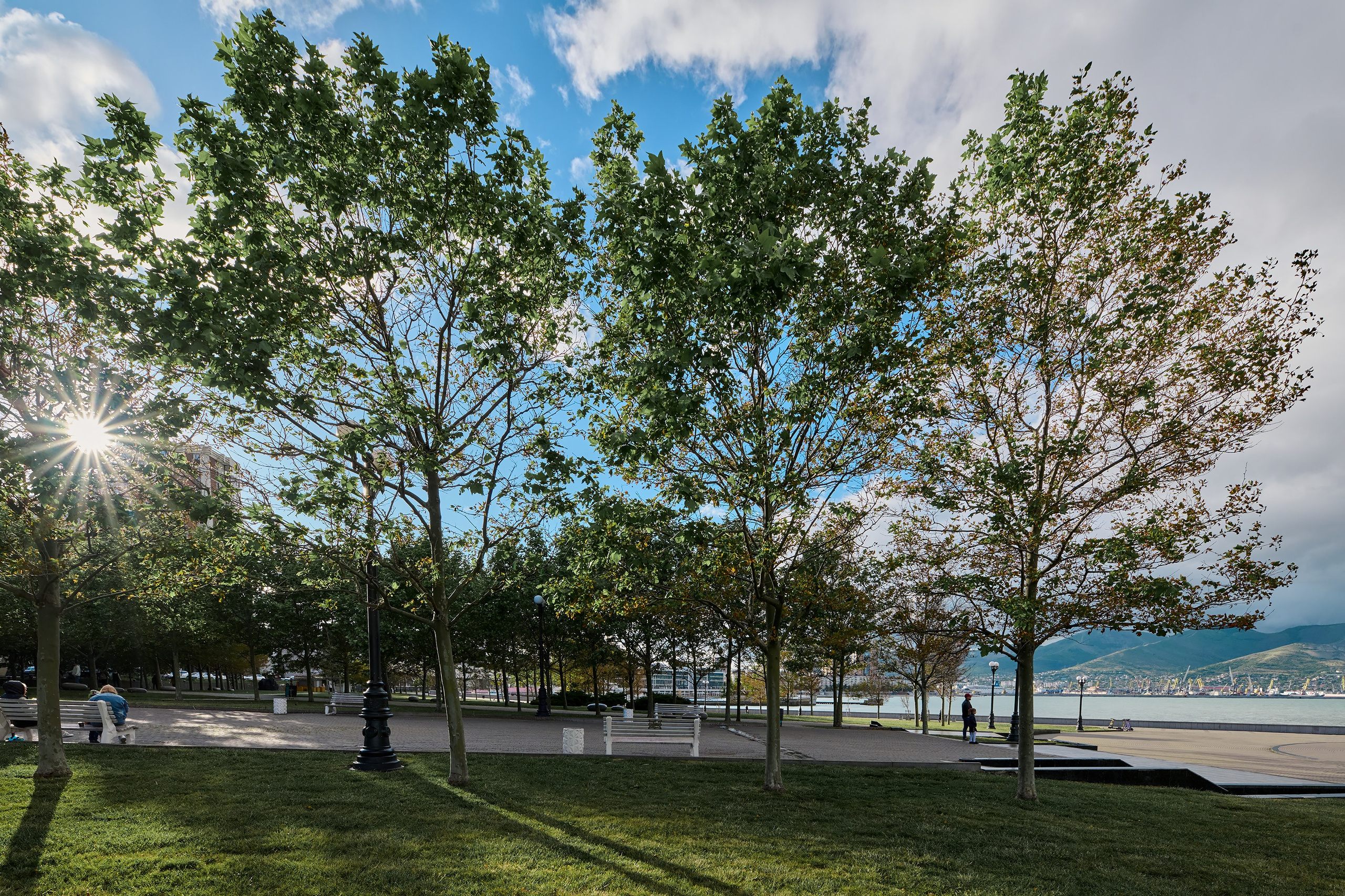 на набережной Новороссийска