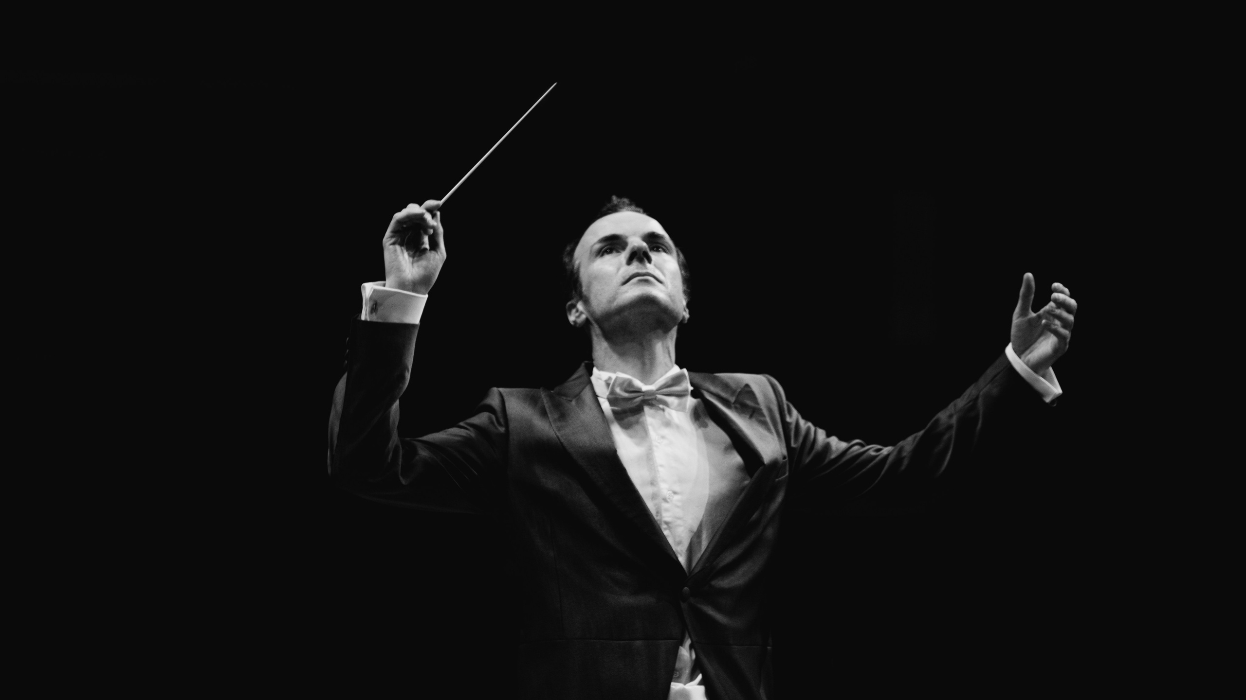 Творческий и репортажный фотограф в Москве Клим Долгов