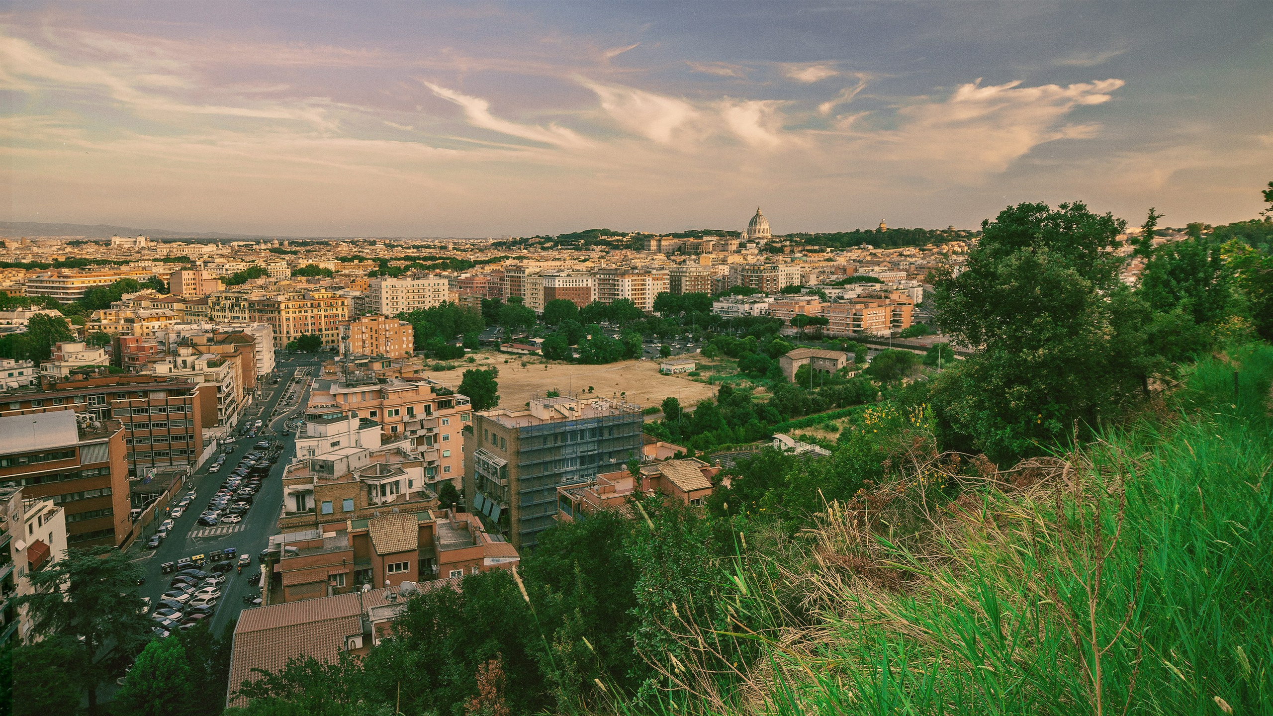 C i t i e s. Your photographer