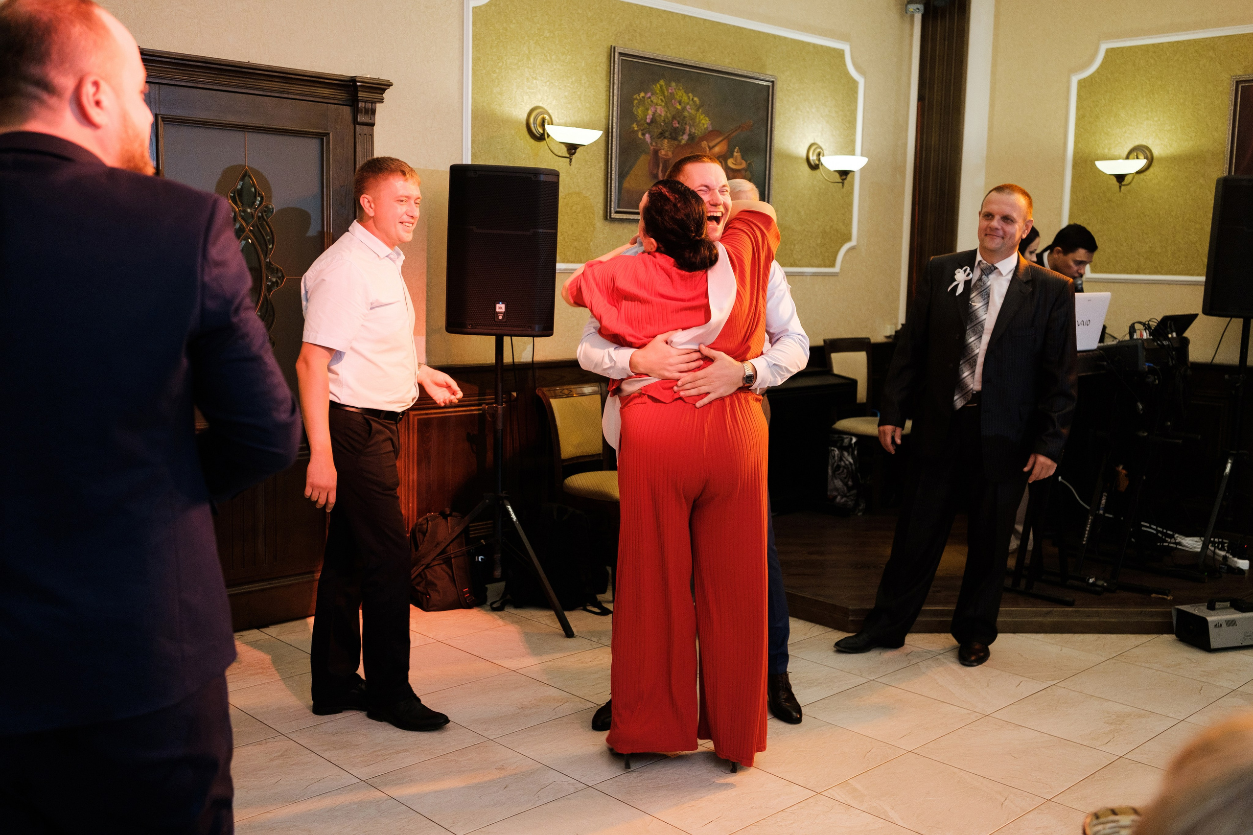 Виктор и Анна. Свадебный фотограф | репортаж | праздники | крещение