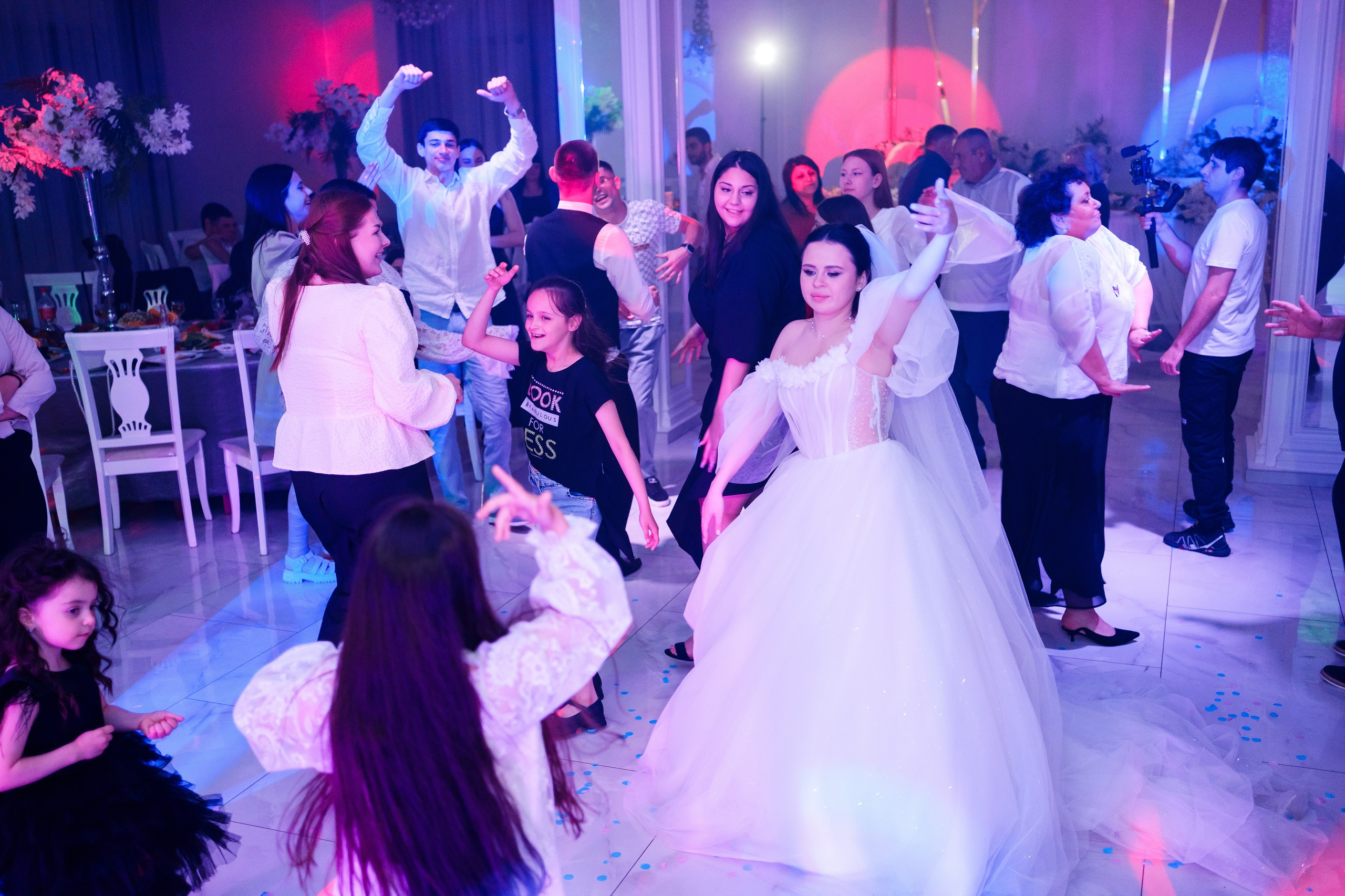 Тазабег и Диана. Свадебный фотограф | репортаж | праздники | крещение