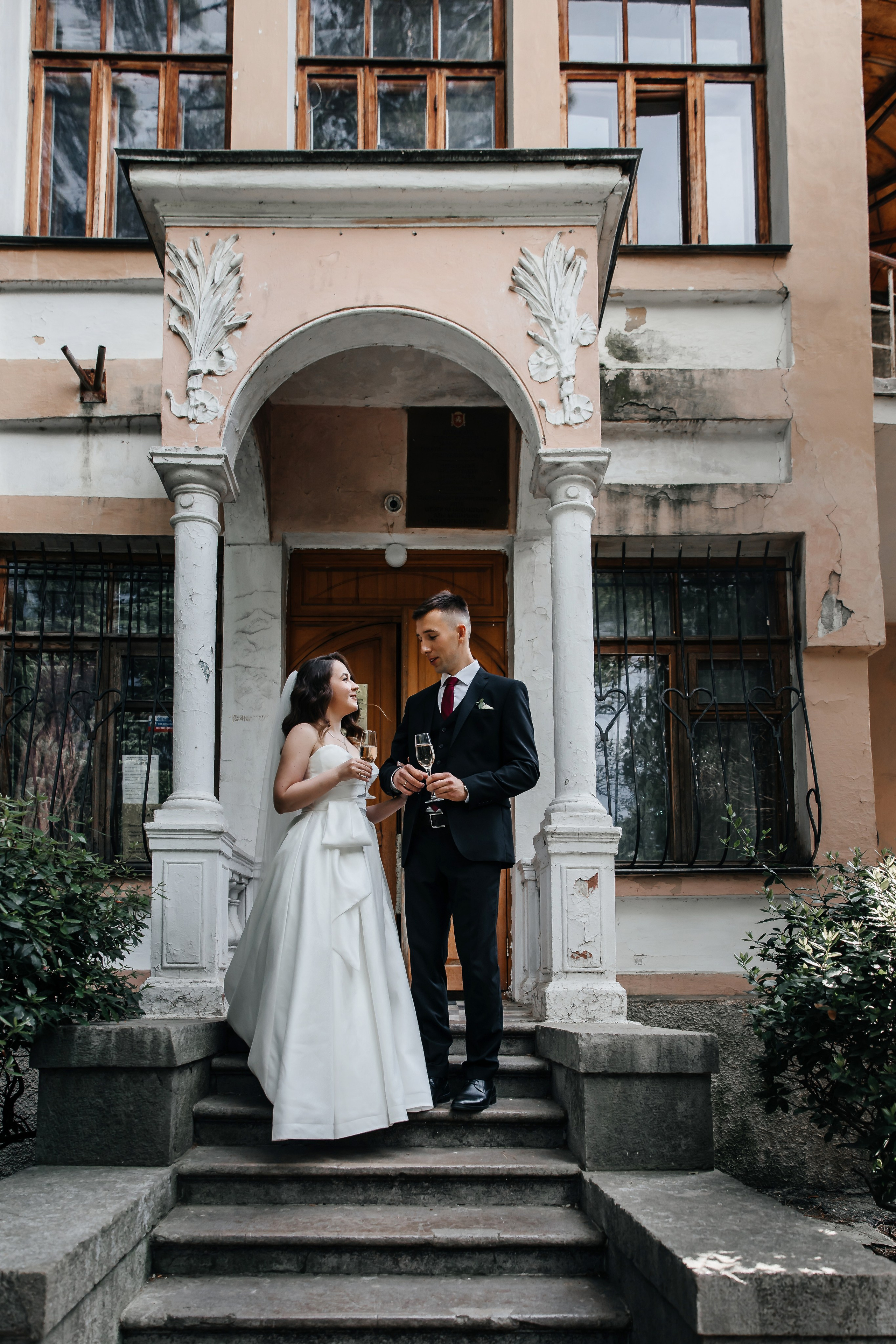 Парк Харакс, май в Крыму. Анонс свадьбы Ильи и Ксении. Свадебный фотограф в Крыму и Севастополе Ольга Баскакова