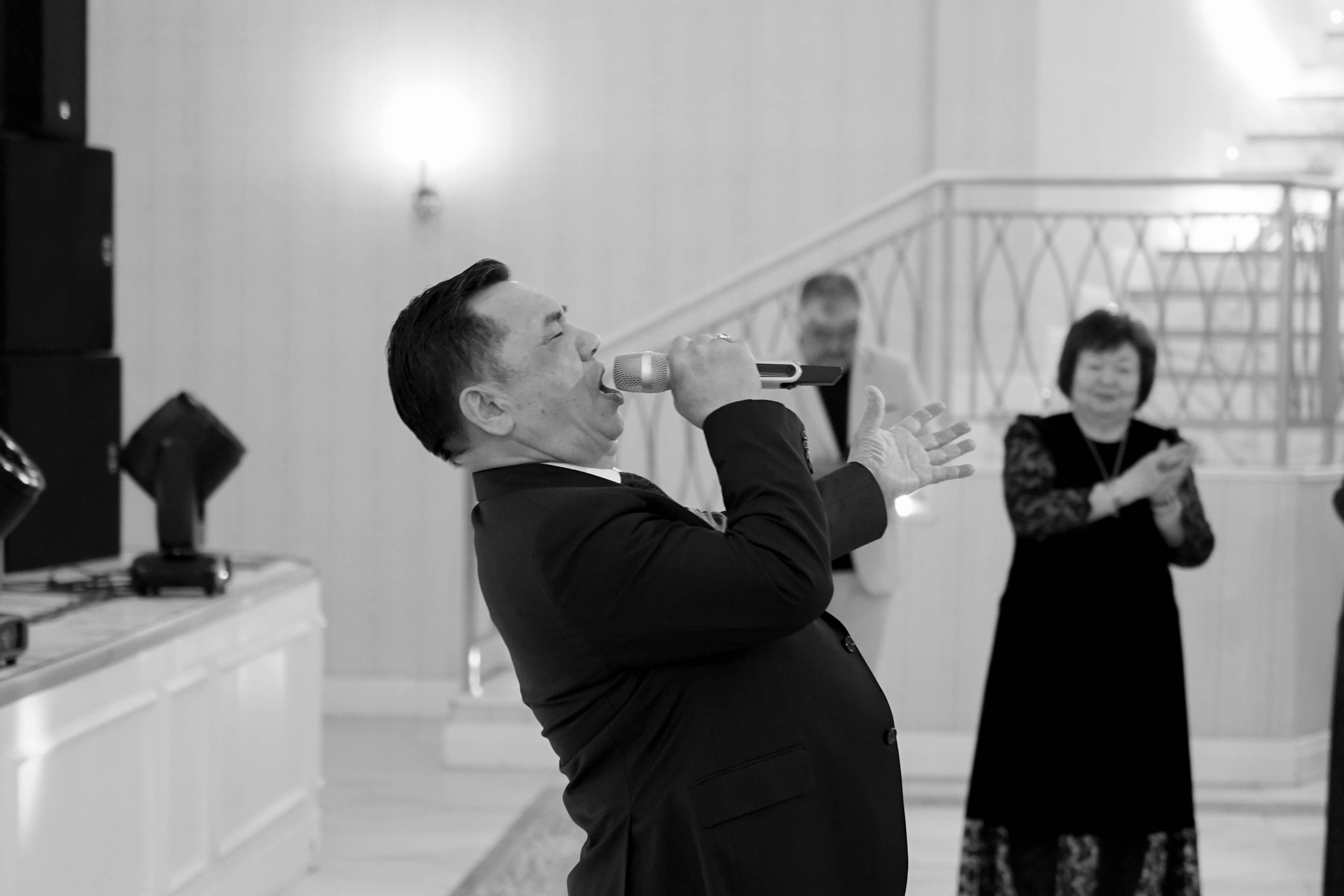 Dana uzatu. Фотограф Ернар Ержанов