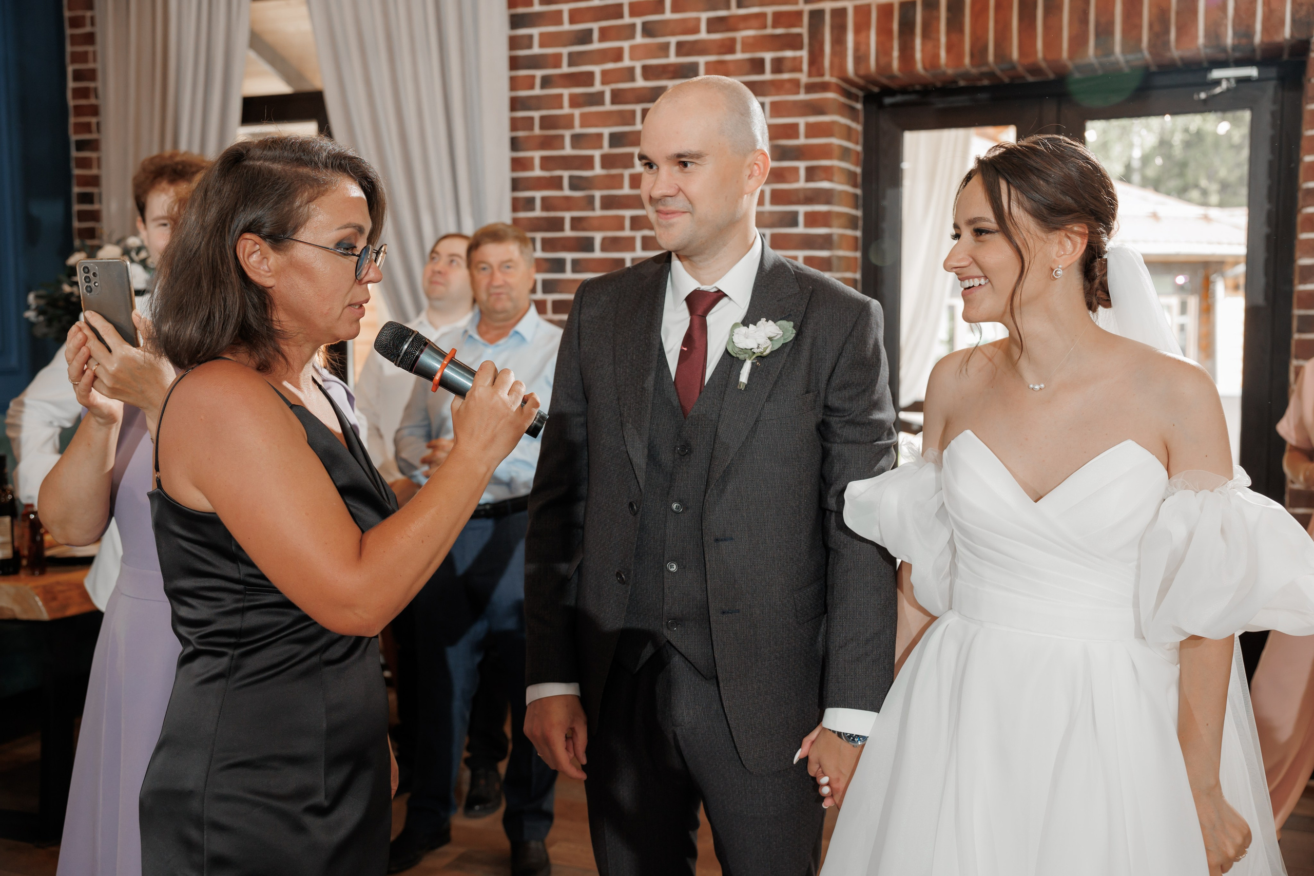 Полина и Дмитрий, загородный клуб «Барин», ЗАГС в г. Пушкино. Свадебный и репортажный фотограф (Москва, Королев и другие)