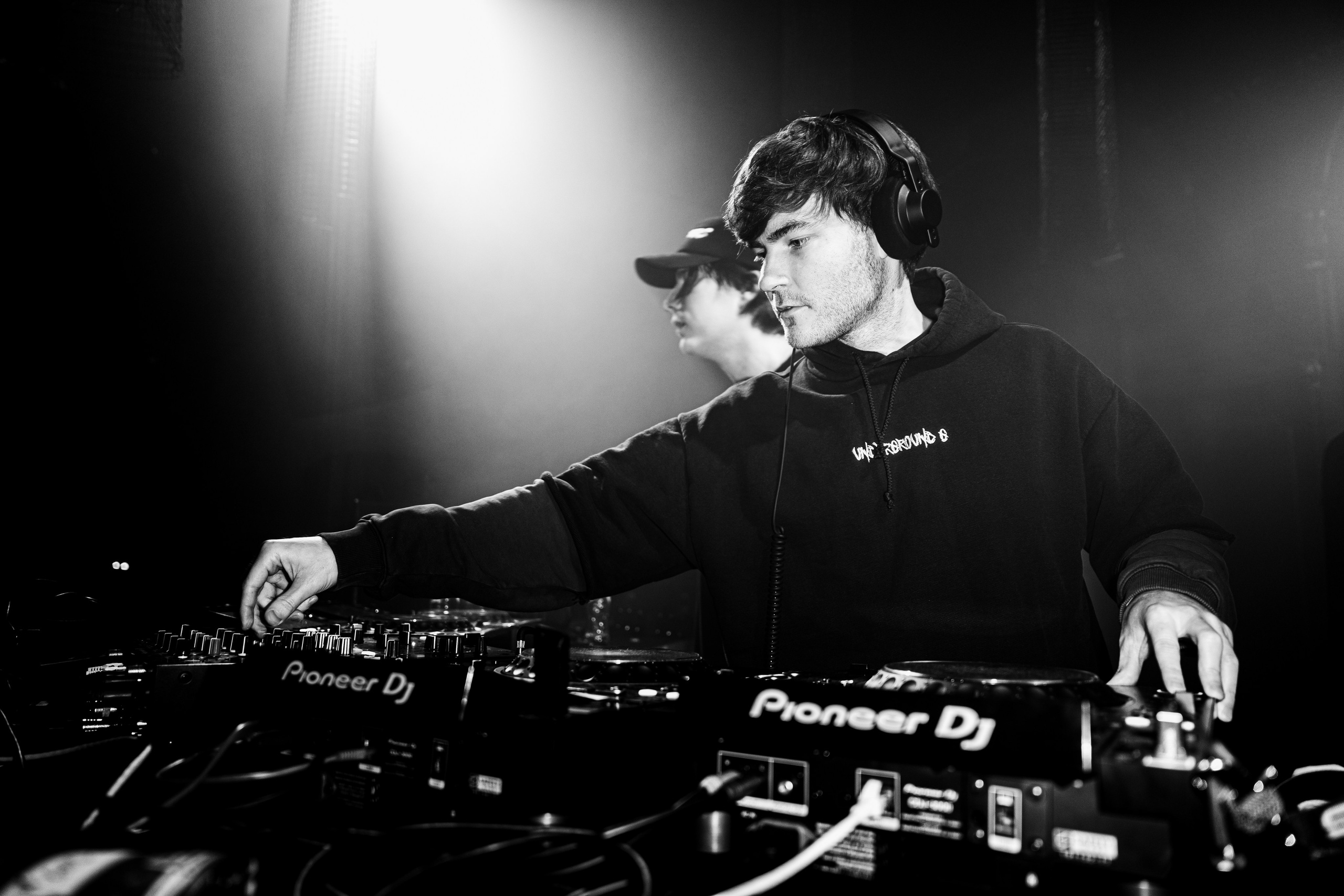 АFTERHALLOWEEN. Костя Жуков — фотограф в Москве