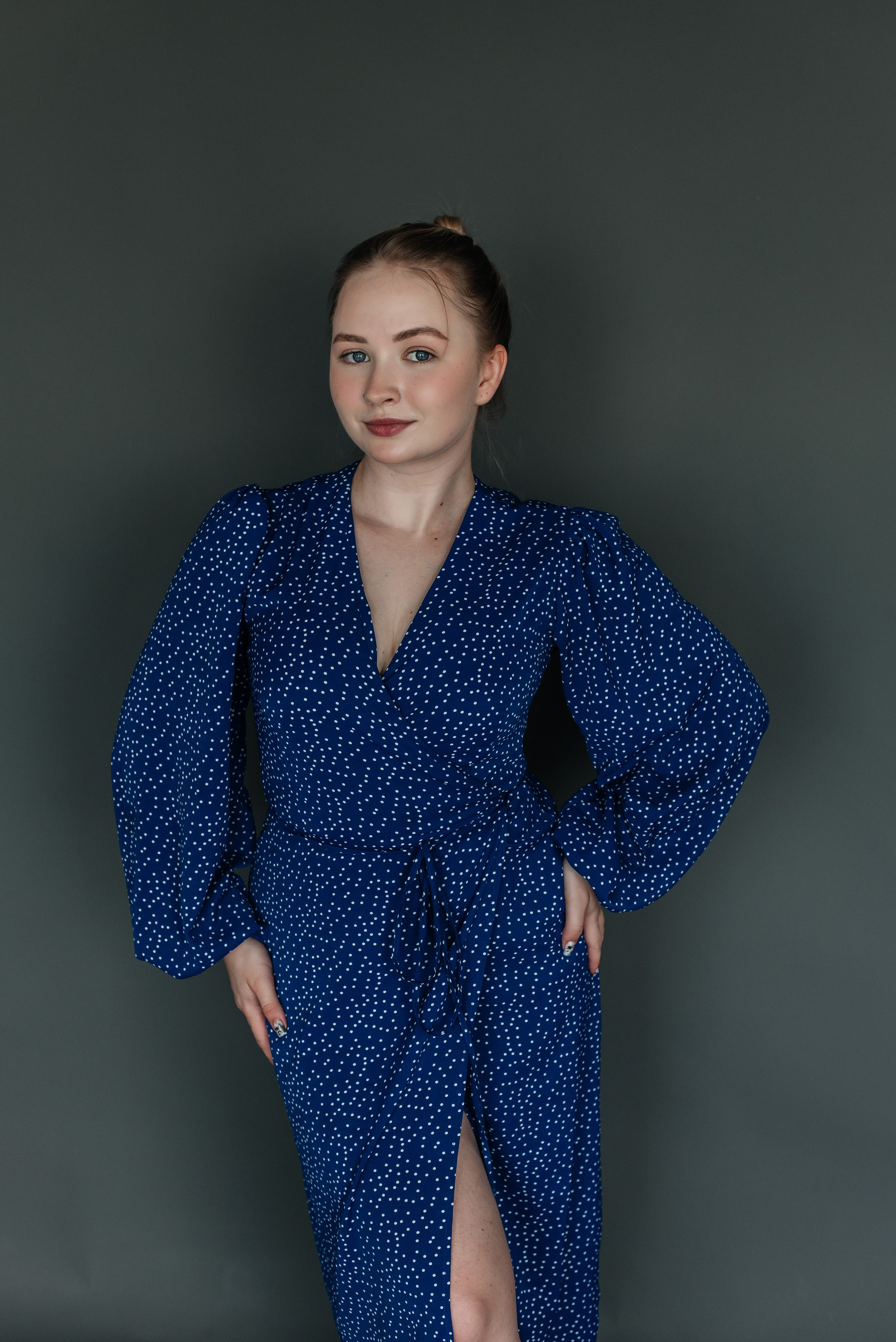 Анастасия в студии. Детский и семейный фотограф выпускной альбом Приморско-Ахтарск