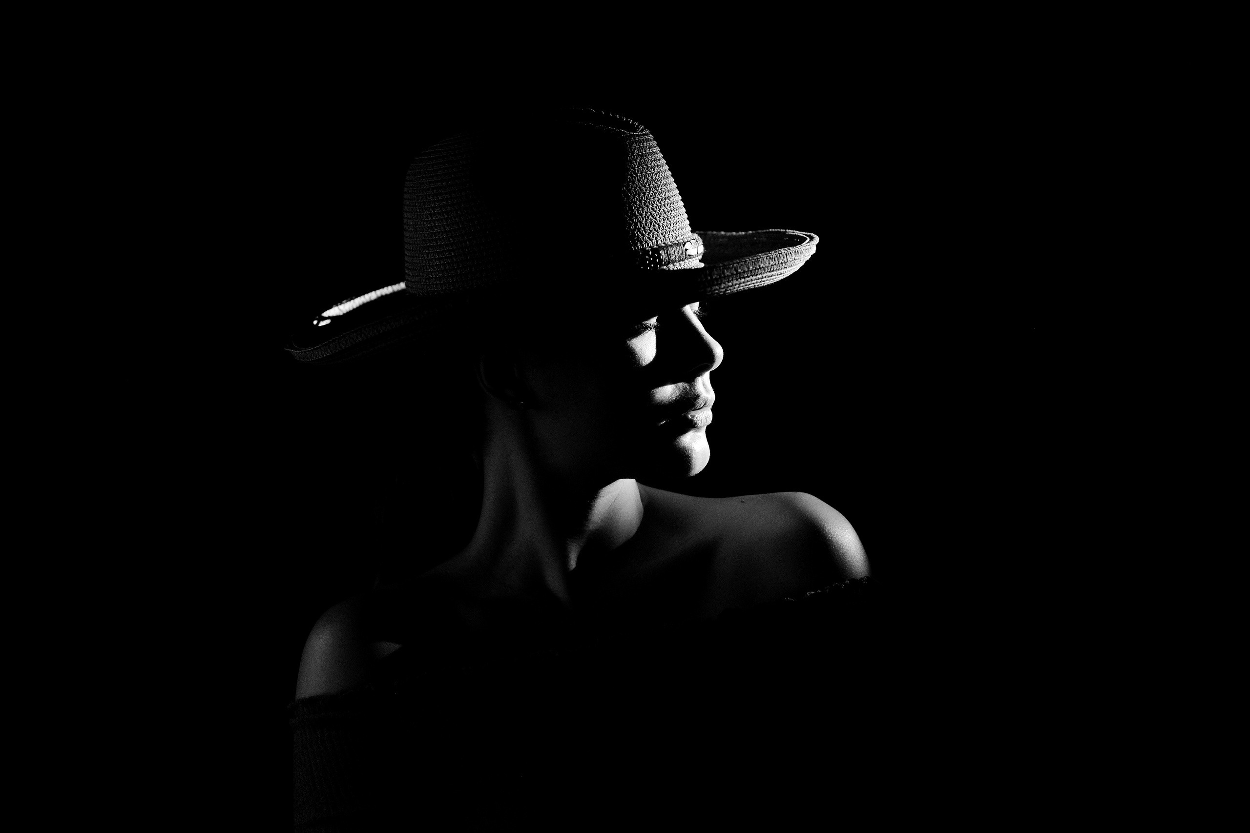 История со шляпой. Портретный фотограф в Озёрске (Челябинская область) Влад Шуман