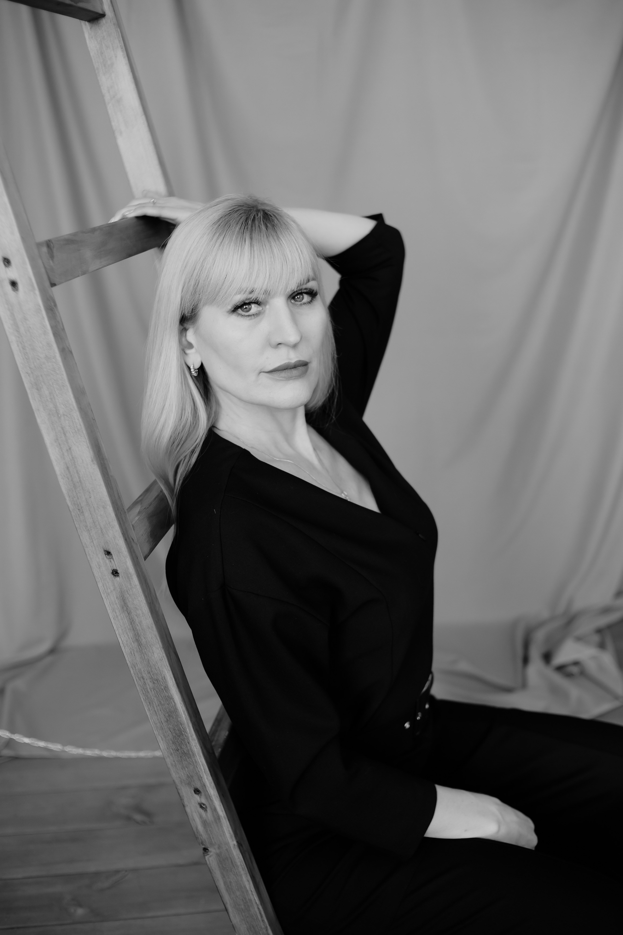 Минимализм в студии. Креативный и женский Фотограф Омске Наталья Лебедева