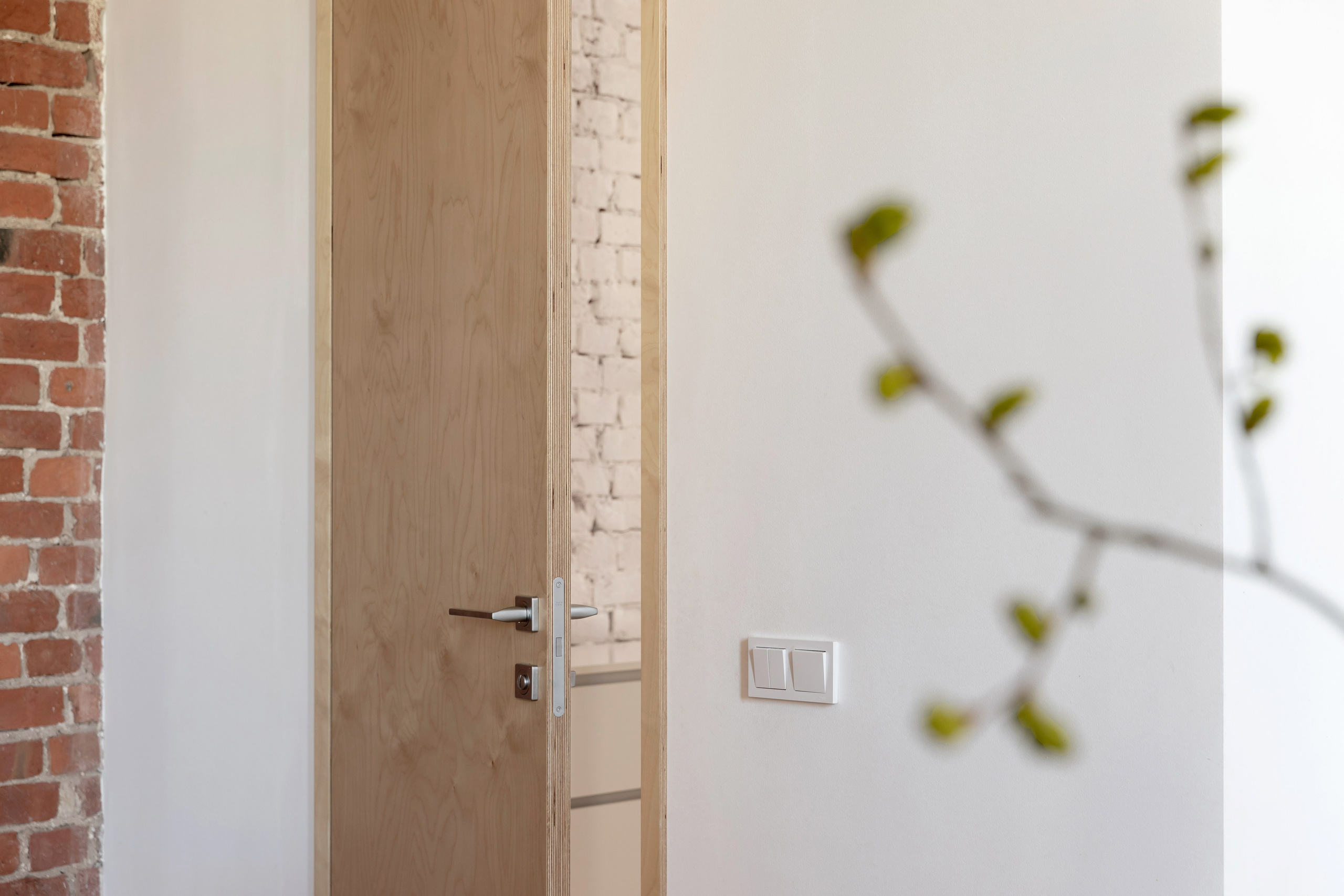 Двери из фанеры. Наталья Мавренкова интерьерный фотограф, декоратор в Санкт-Петербурге