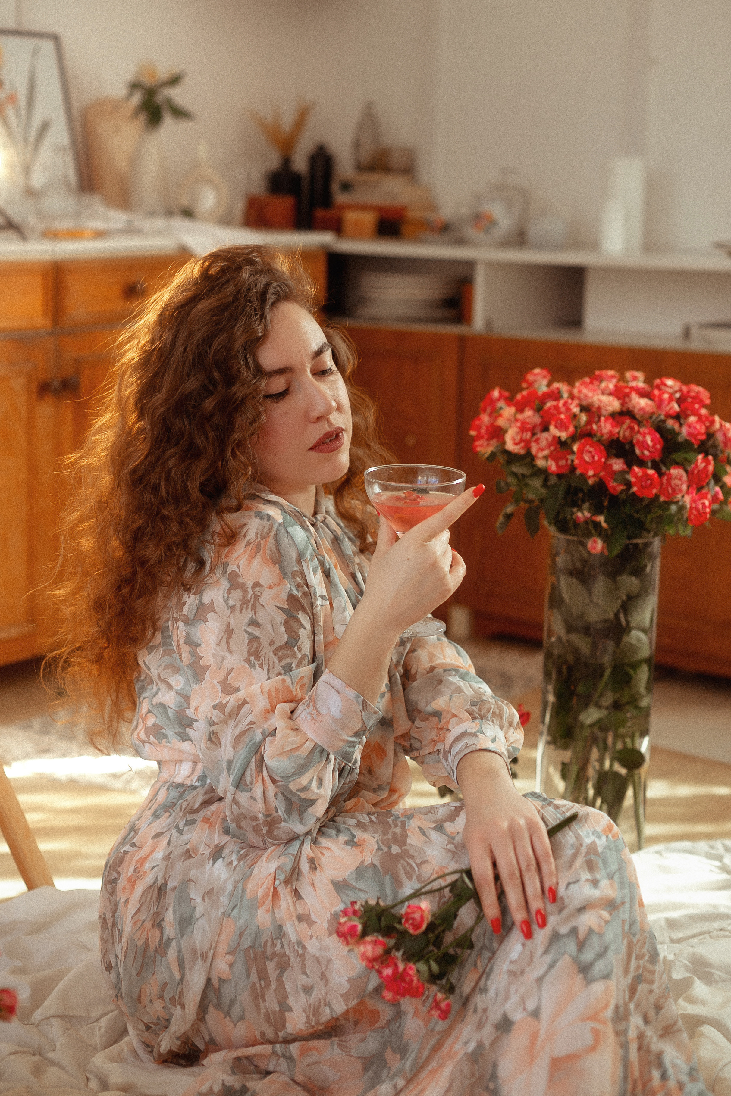 Индивидуальная фотосессия с розами и мольбертом. Свадебный и семейный фотограф  Новочеркасск Виктория Литвиненко