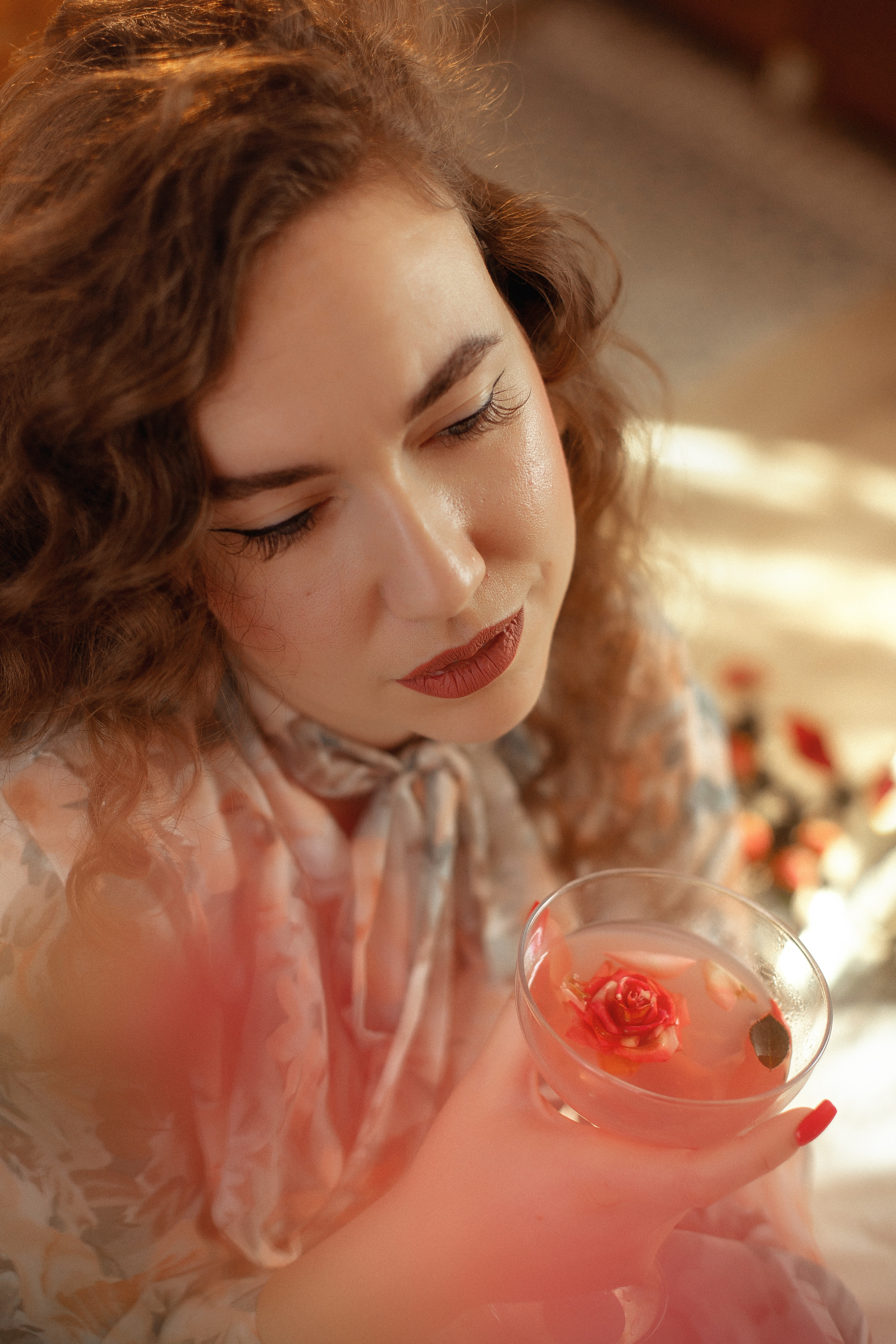 Индивидуальная фотосессия с розами и мольбертом. Свадебный и семейный фотограф  Новочеркасск Виктория Литвиненко