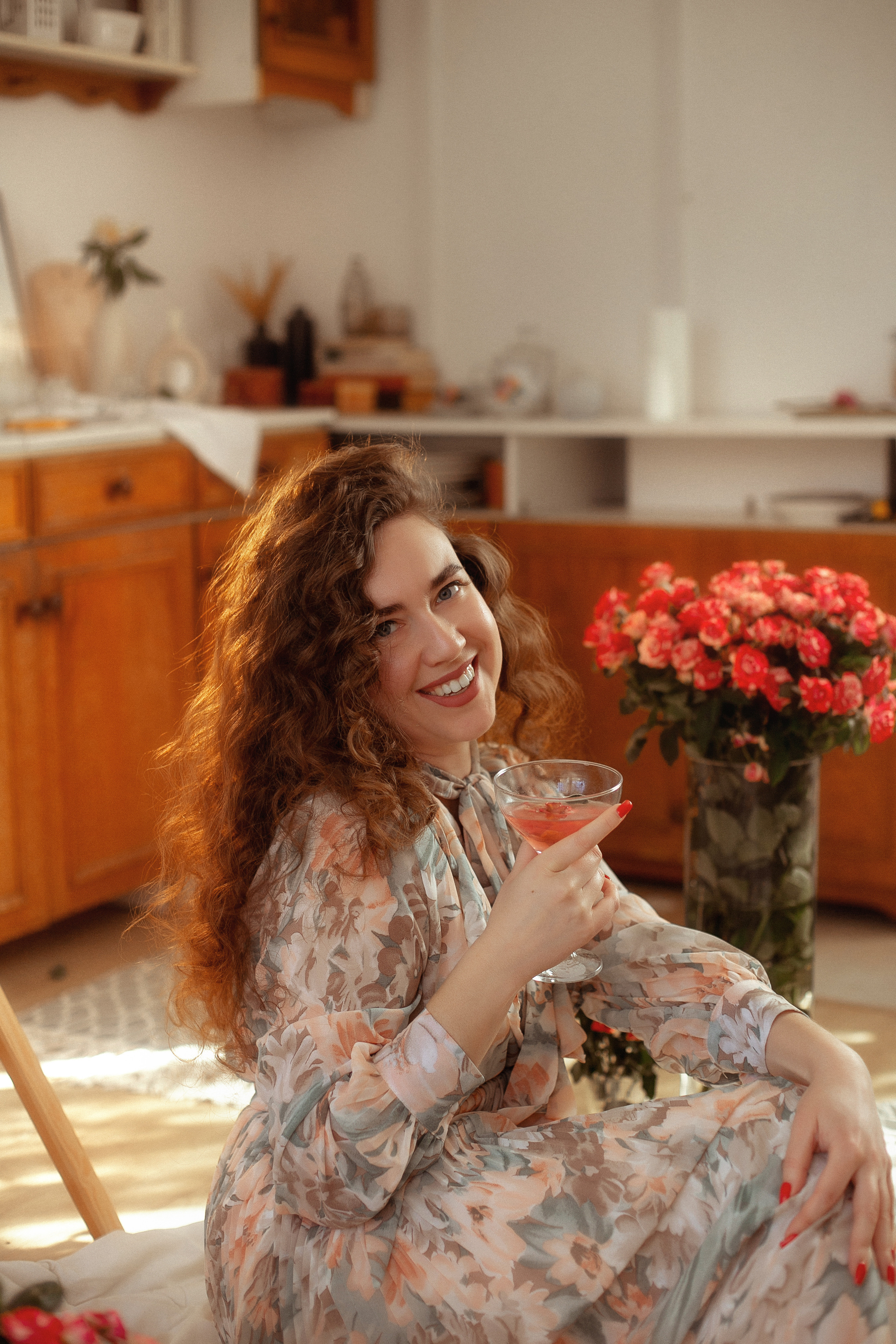 Индивидуальная фотосессия с розами и мольбертом. Свадебный и семейный фотограф  Новочеркасск Виктория Литвиненко