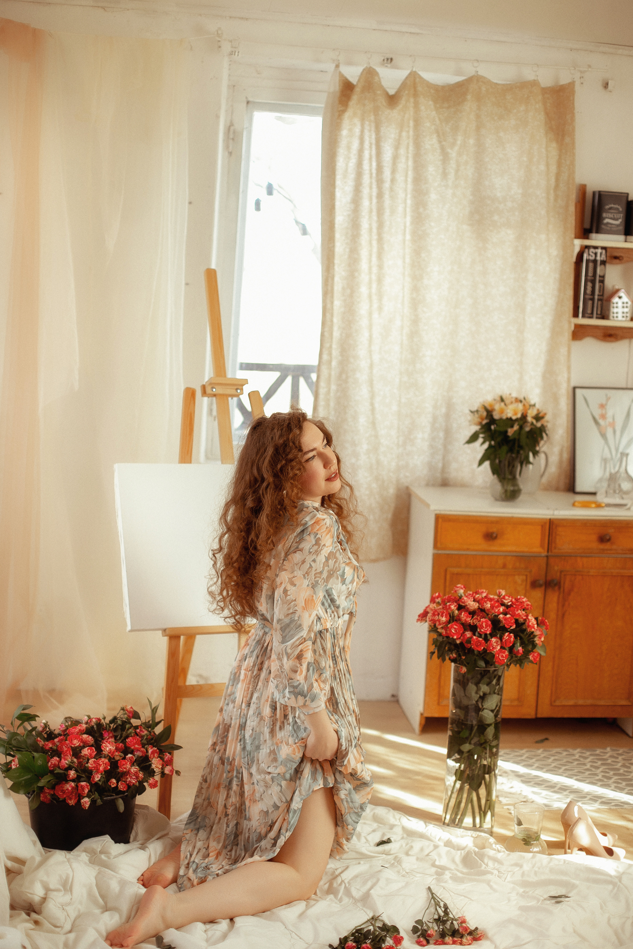 Индивидуальная фотосессия с розами и мольбертом. Свадебный и семейный фотограф  Новочеркасск Виктория Литвиненко