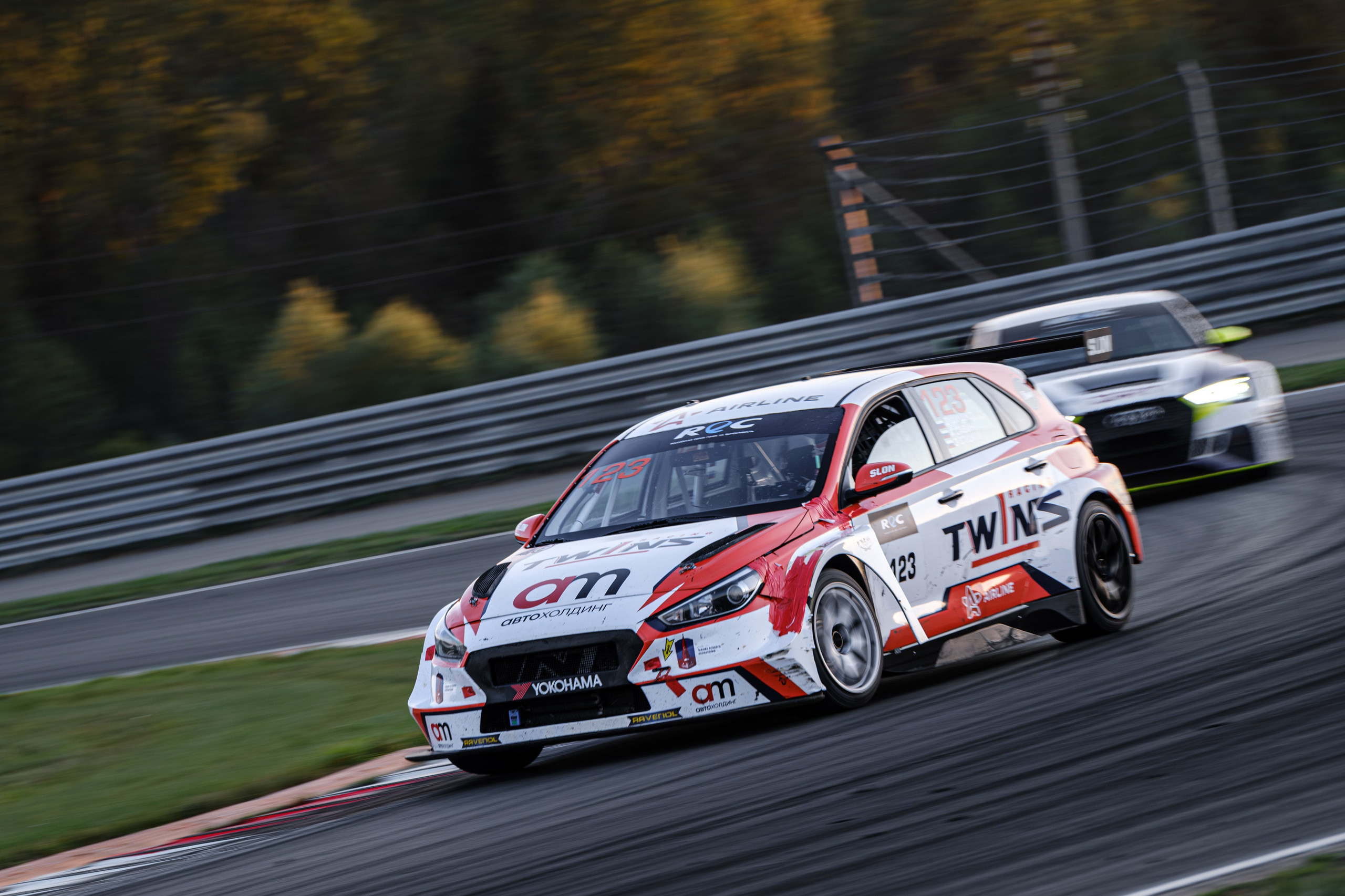 Российская серия гонок на выносливость. Авто и мотоспорт — фотограф Антон Медведев iCoguar