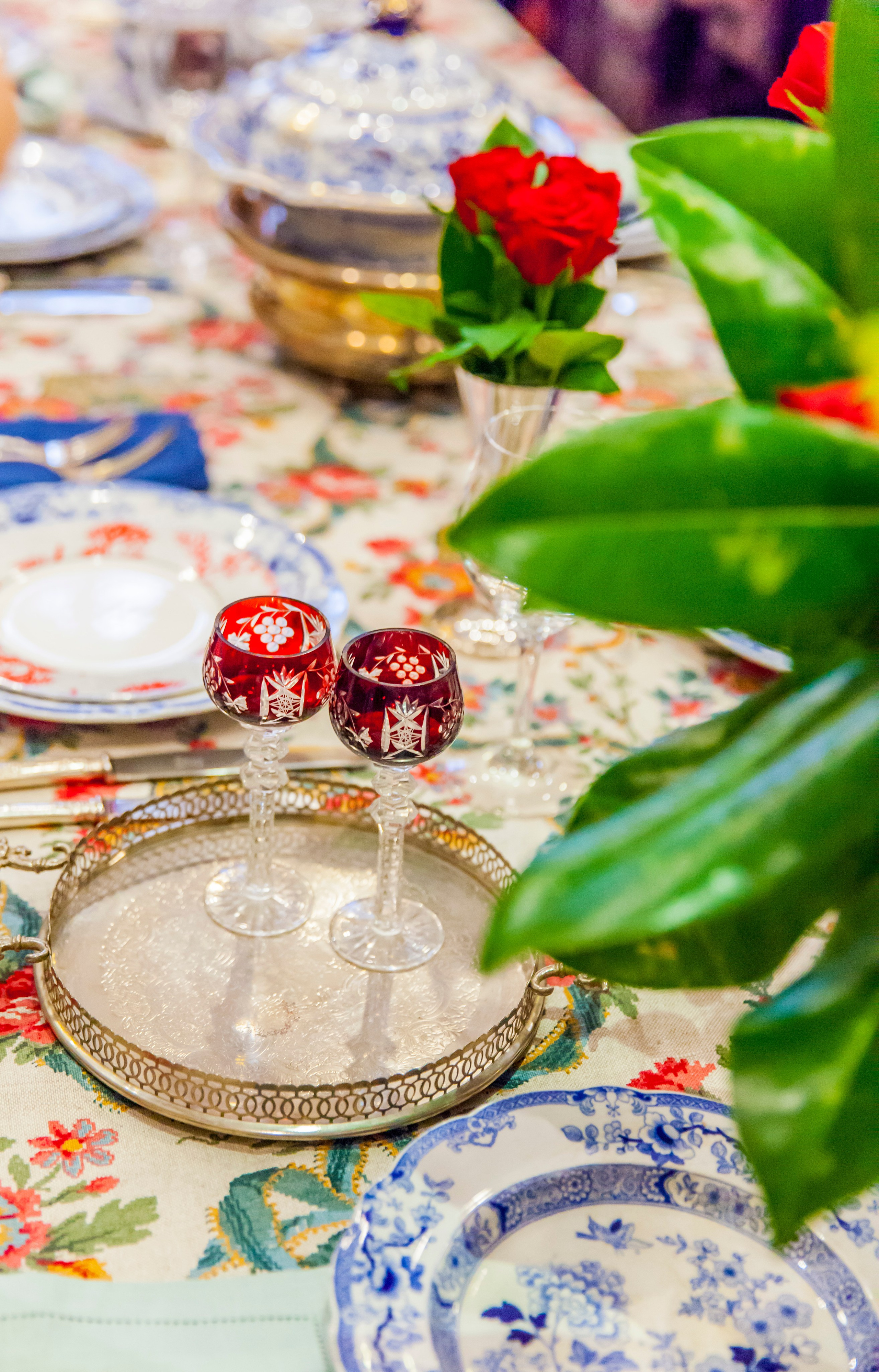 Фарфоровая экспедиция в Петербурге. Ольга Черешнева. Фотограф Александра Степанова