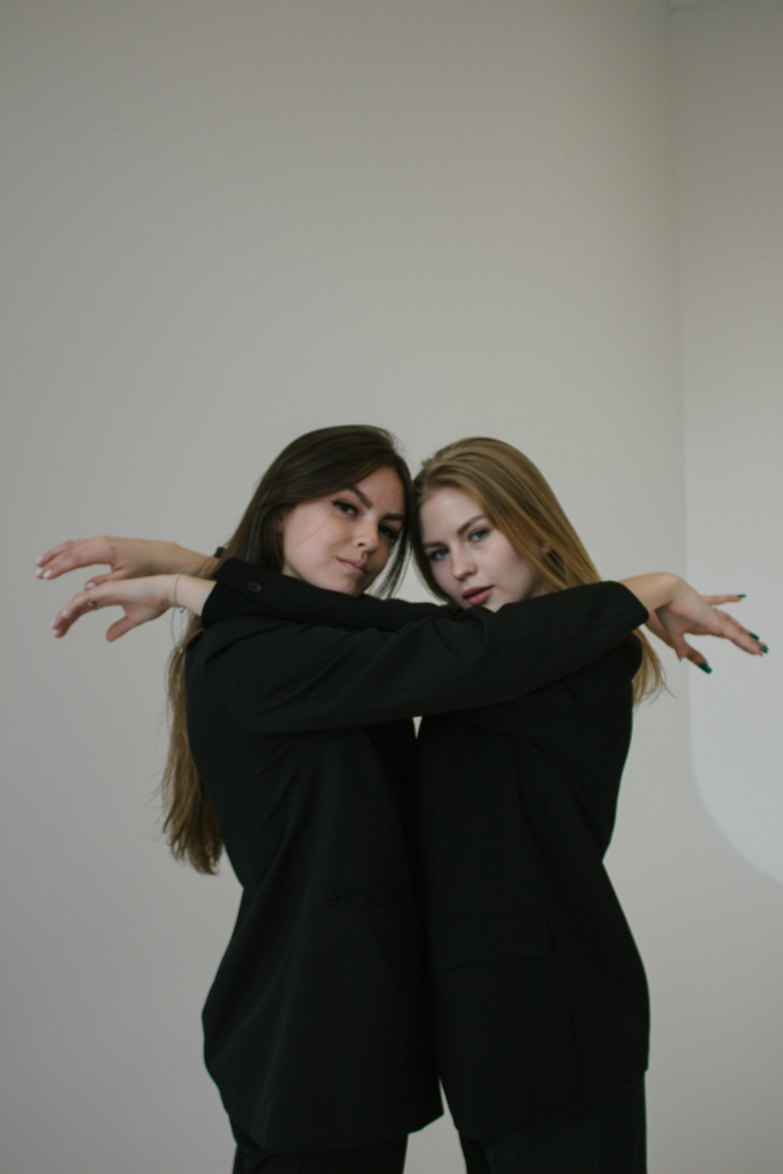 Подарок на 8 марта от мальчиков. Фотограф Настя Булочка Екатеринубрг