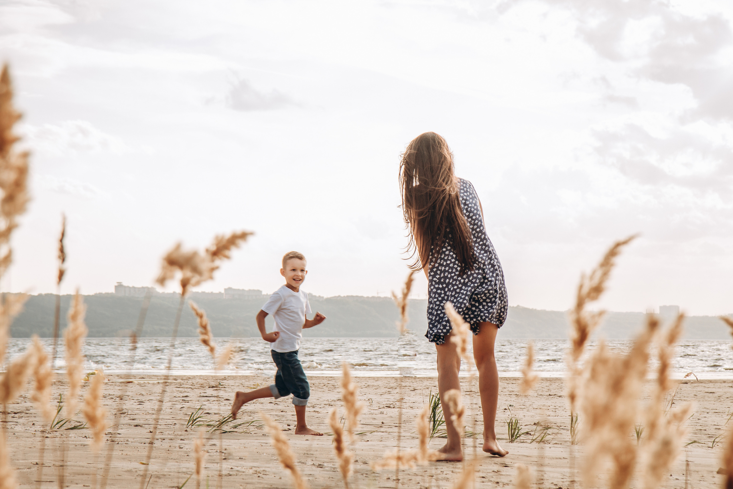 Семейная фотосъемка на Волге. Фотограф Чебоксары