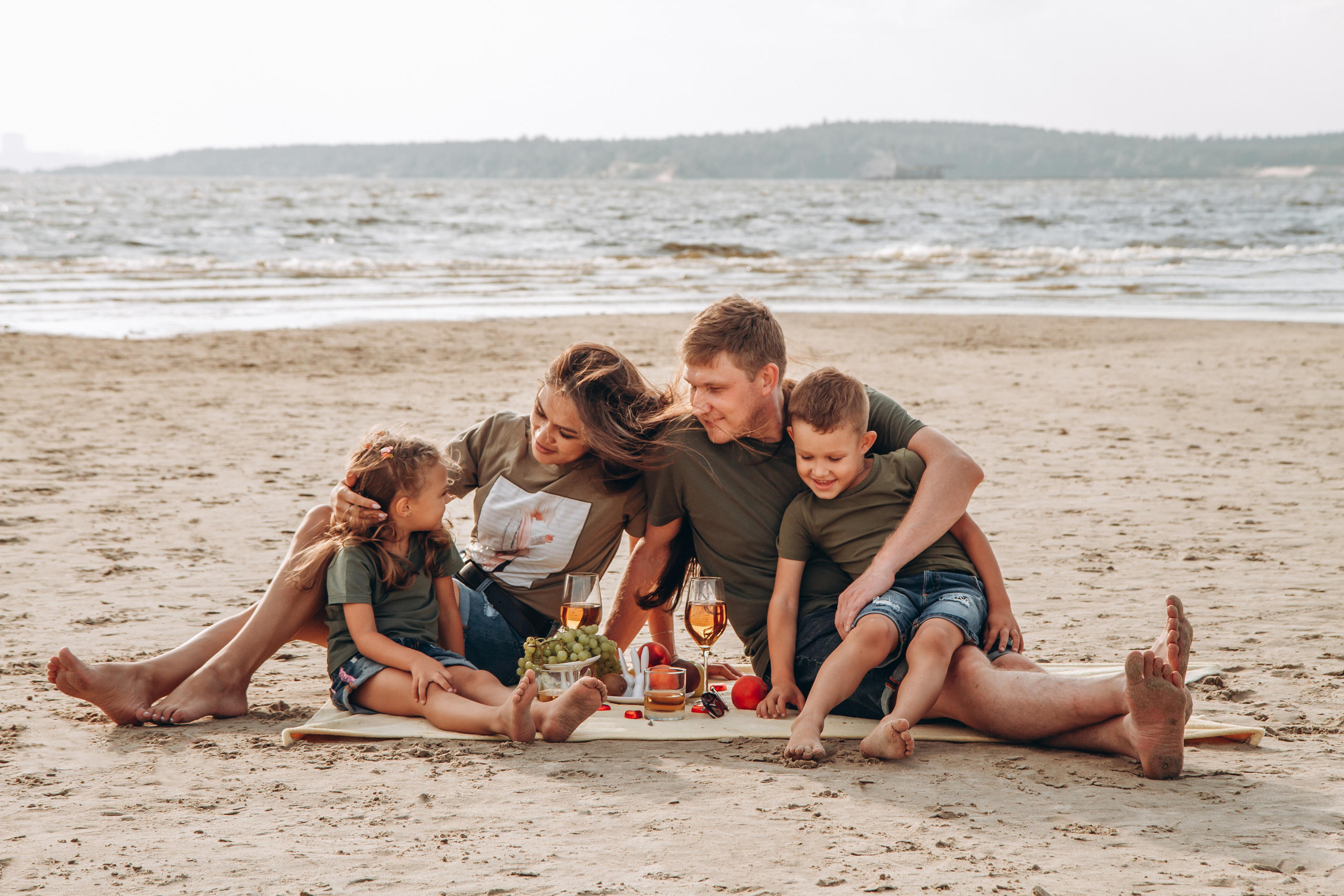 Семейная фотосъемка на Волге. Фотограф Чебоксары