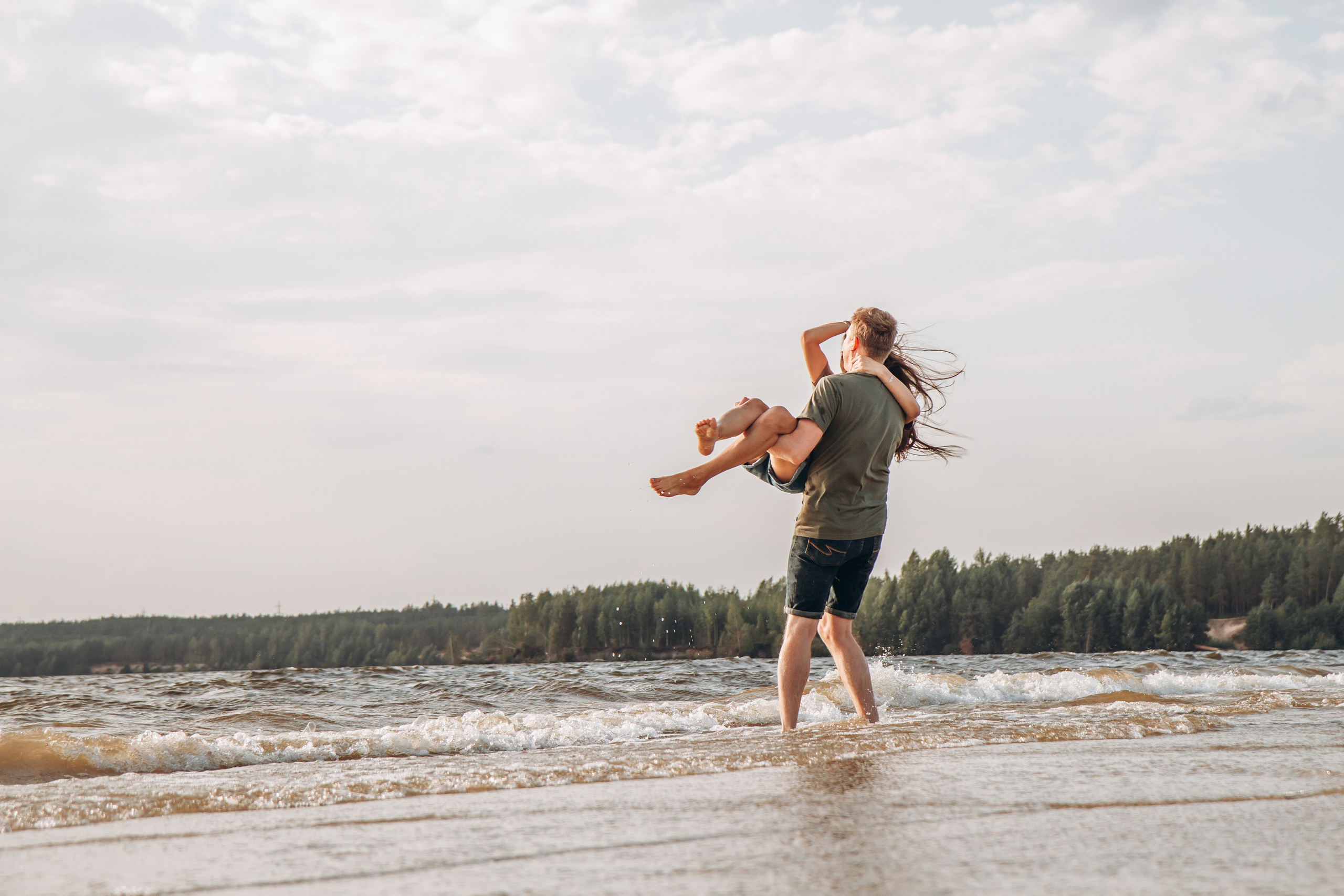 Семейная фотосъемка на Волге. Фотограф Чебоксары