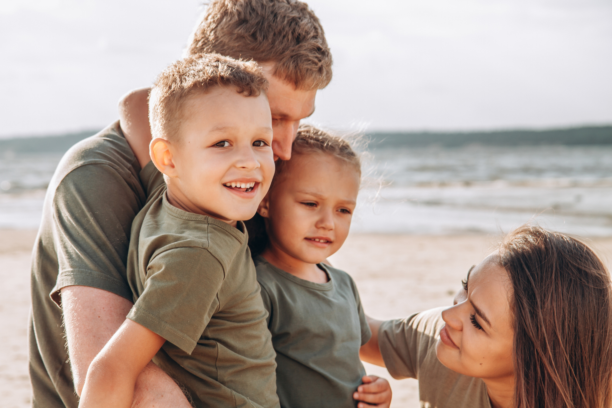 Семейная фотосъемка на Волге. Фотограф Чебоксары