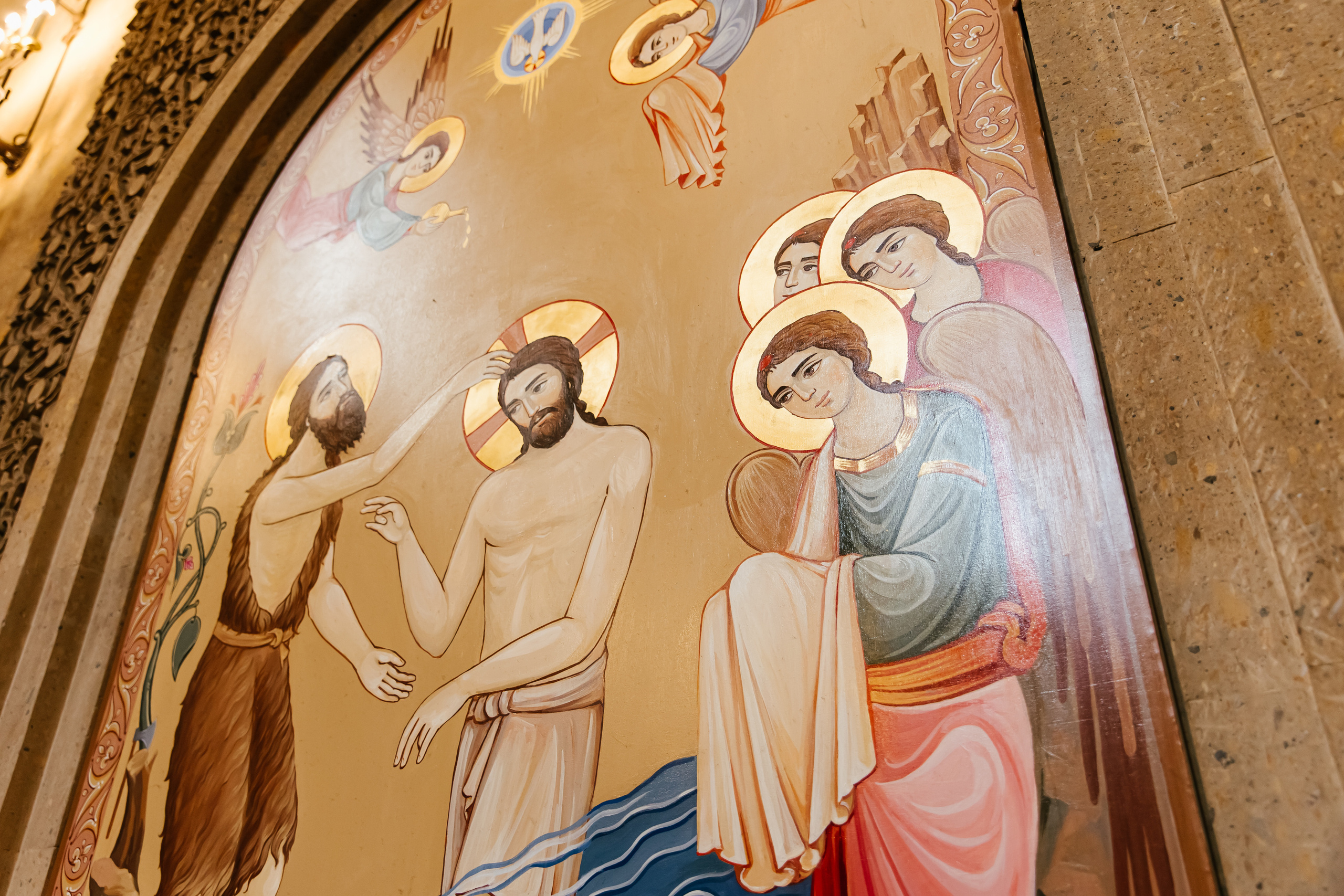 Крещение в Армянском храме Москва. Krumstudio фото, видео по Москве и МО