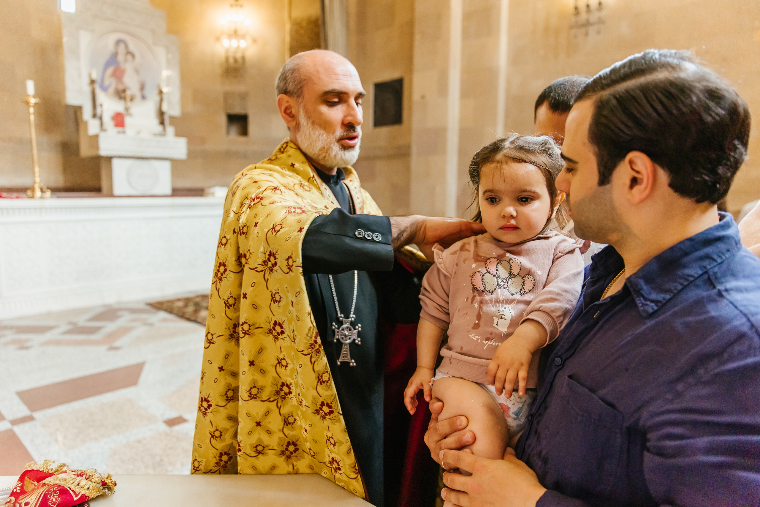 Крещение в Армянском храме Москва. Krumstudio фото, видео по Москве и МО