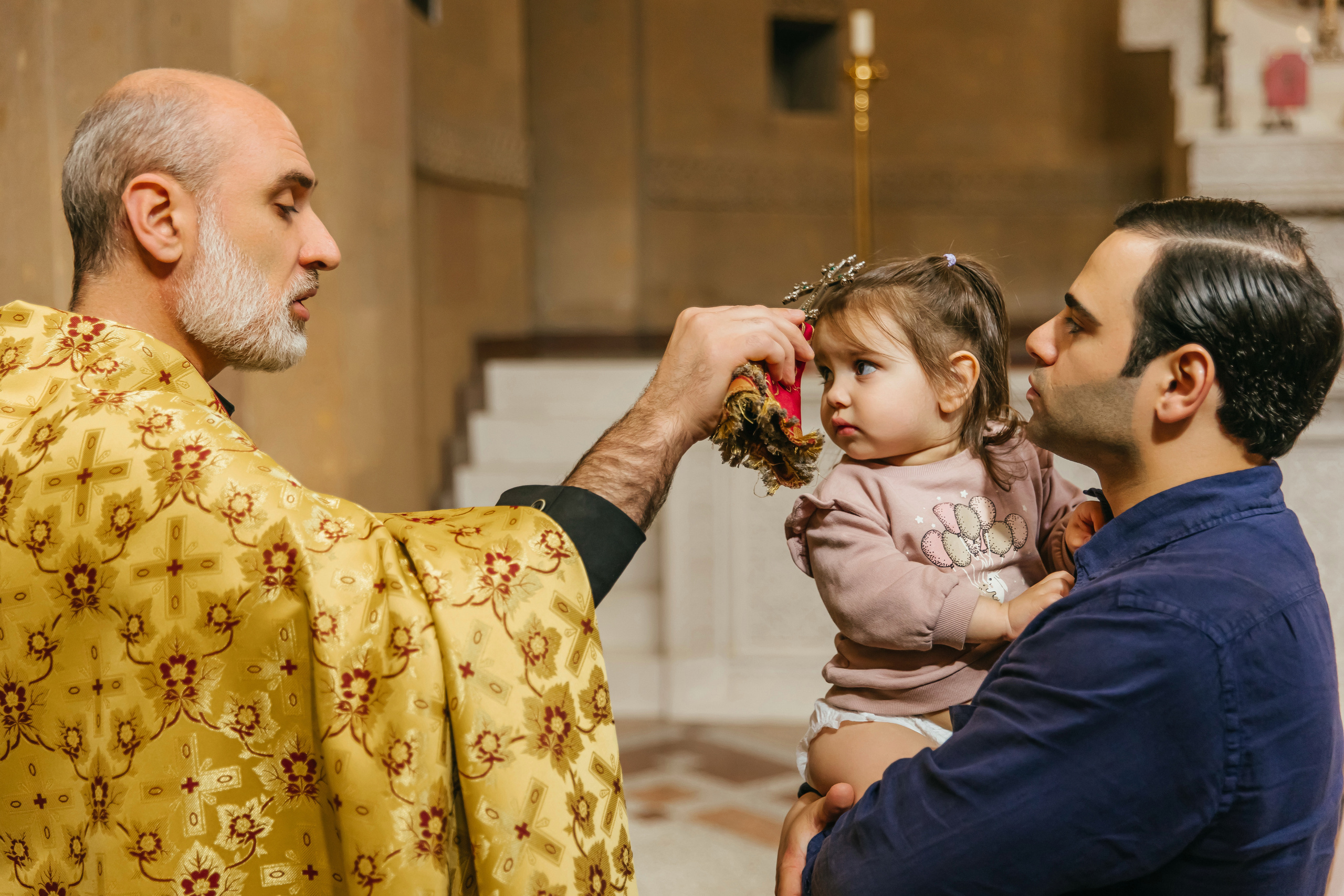 Крещение в Армянском храме Москва. Krumstudio фото, видео по Москве и МО