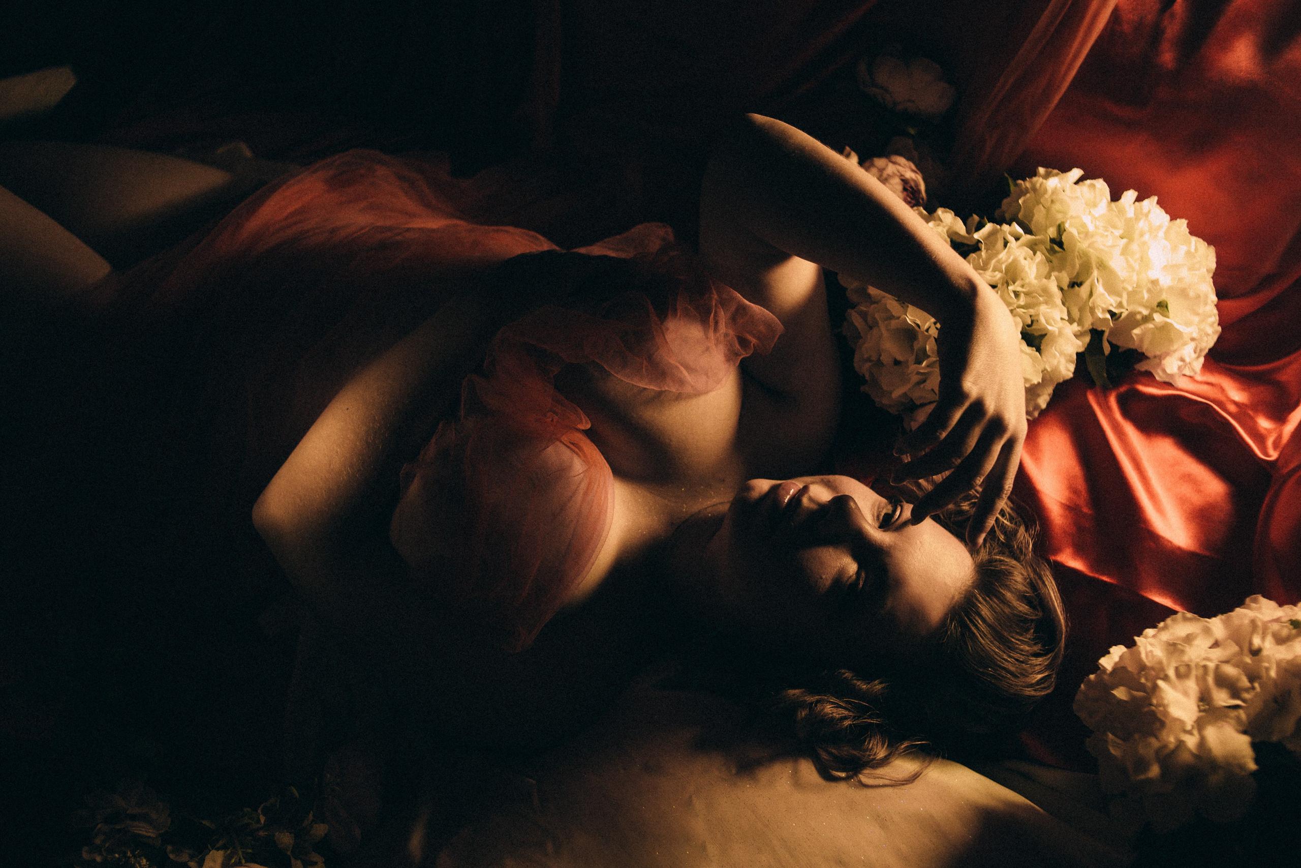 Подборка ню. Креативный и женский Фотограф Омске Наталья Лебедева