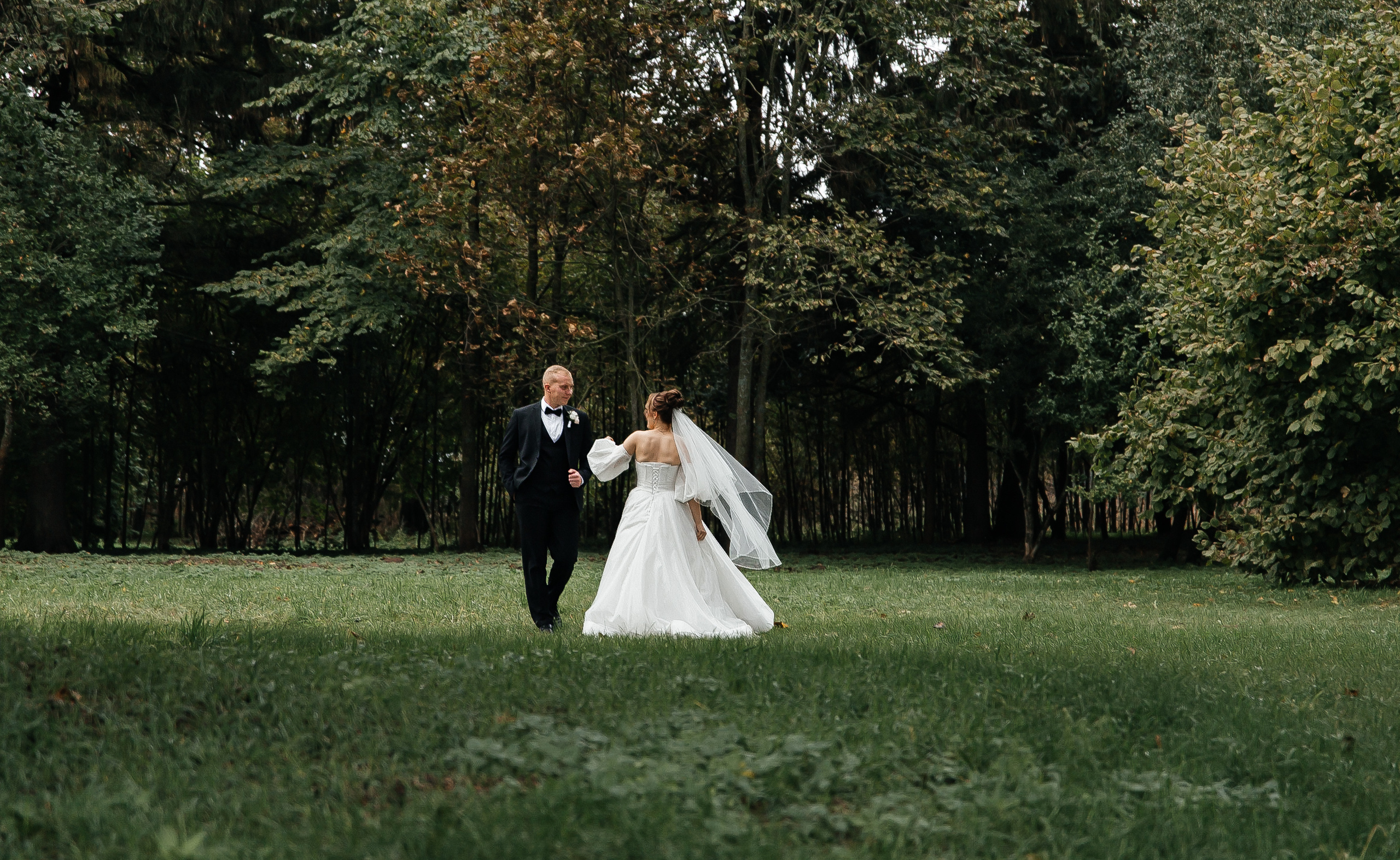 Анонс со свадьбы Насти и Паши. Свадебный и семейный фотограф в Несвиже Ксения Самойлик