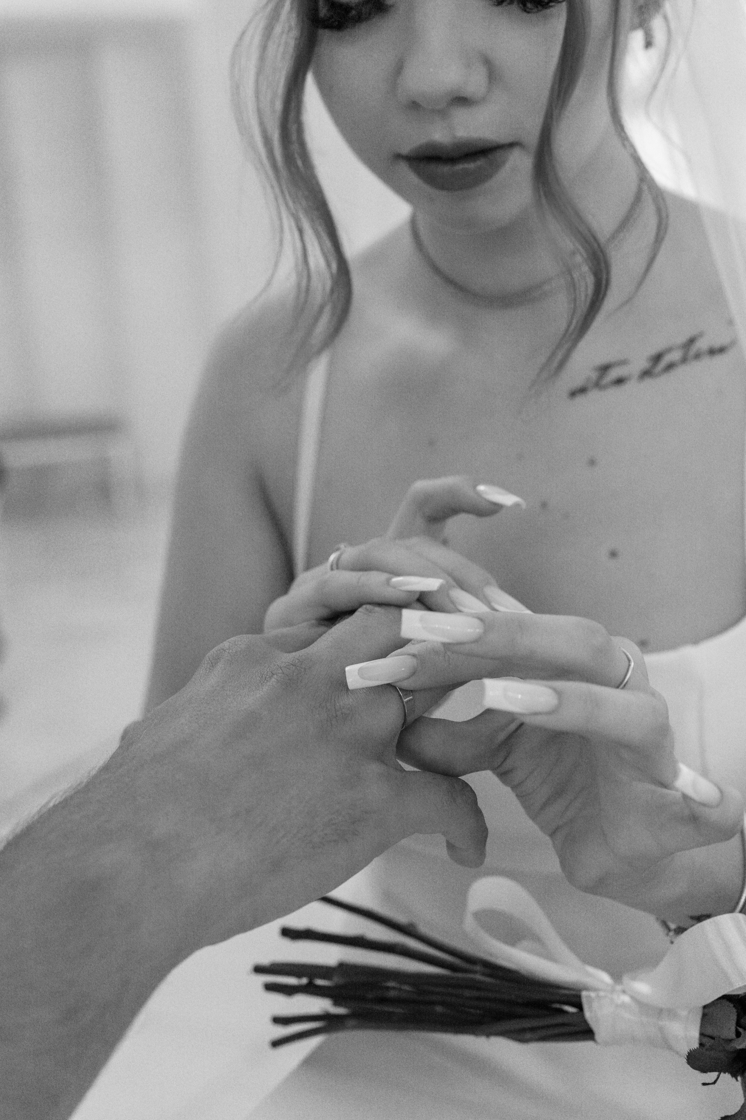 Любовь в каждом штрихе: роспись и свадебная прогулка. Ваш семейный фотограф в Минске — Вика Трегубова