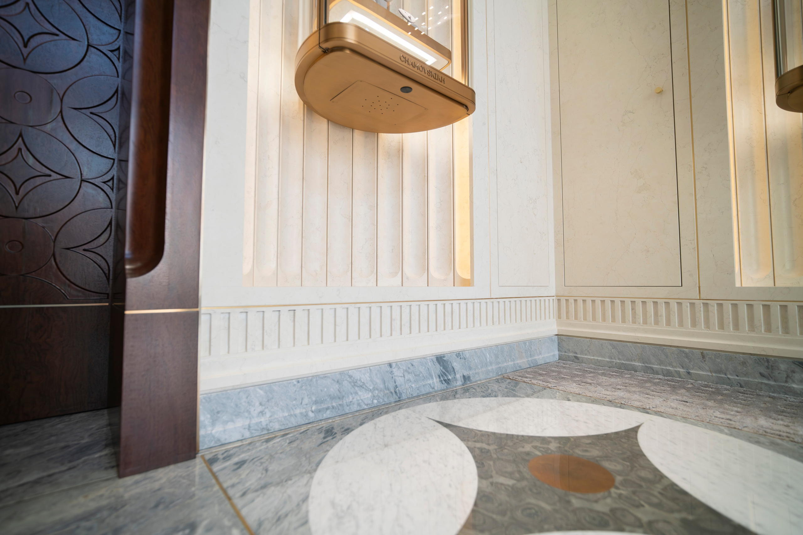 КАМ. Ювелирный дом CHAMOVSКIKH. Видеограф для бизнеса в Санкт-Петербурге — съёмка производств, выставок, B2B