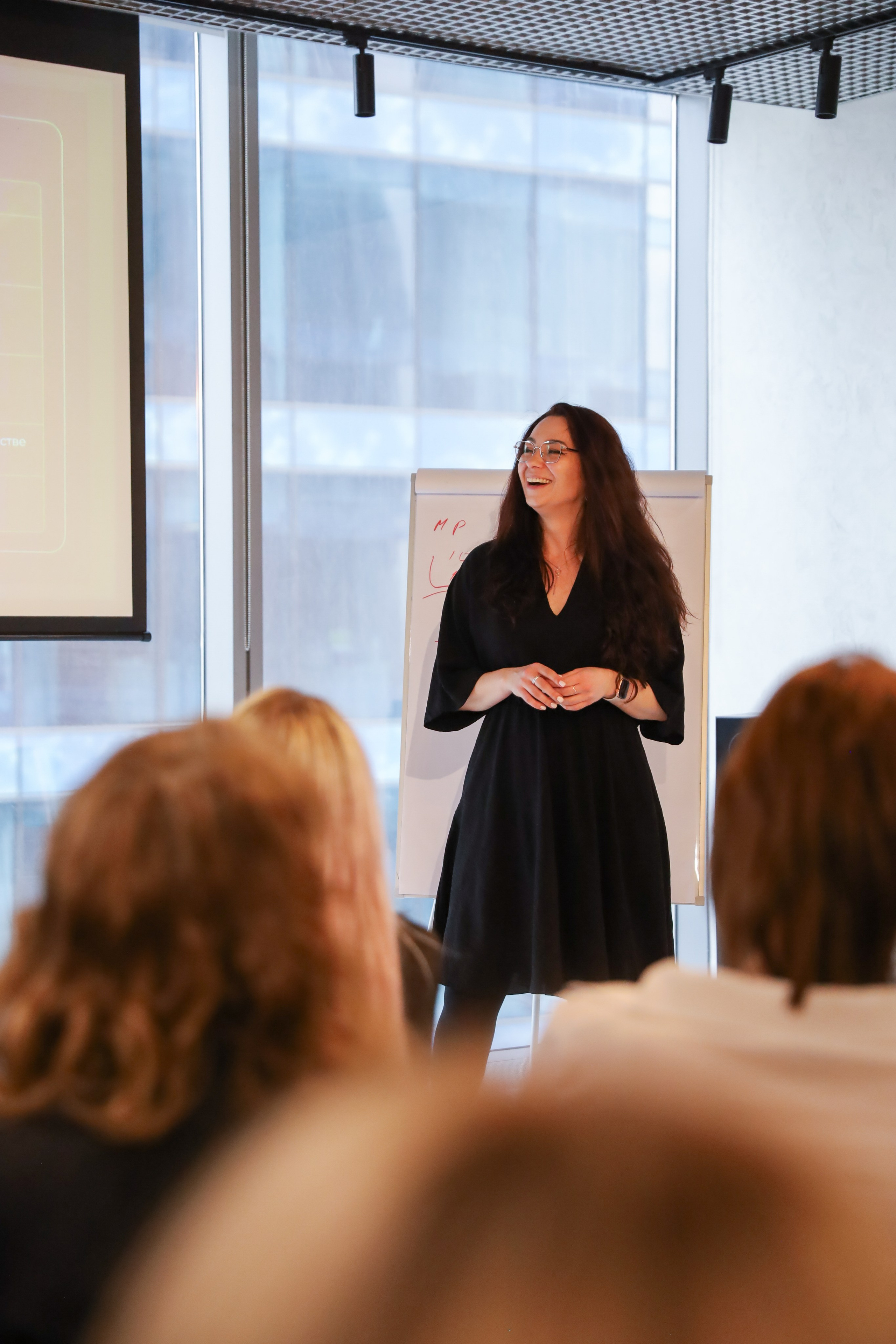 КОНФЕРЕНЦИЯ ВЫПУСКНИКОВ ШКОЛЫ ПРОДЮСИРОВАНИЯ АННЫ НОВИКОВОЙ. Фотограф мероприятий Ирина Каширина