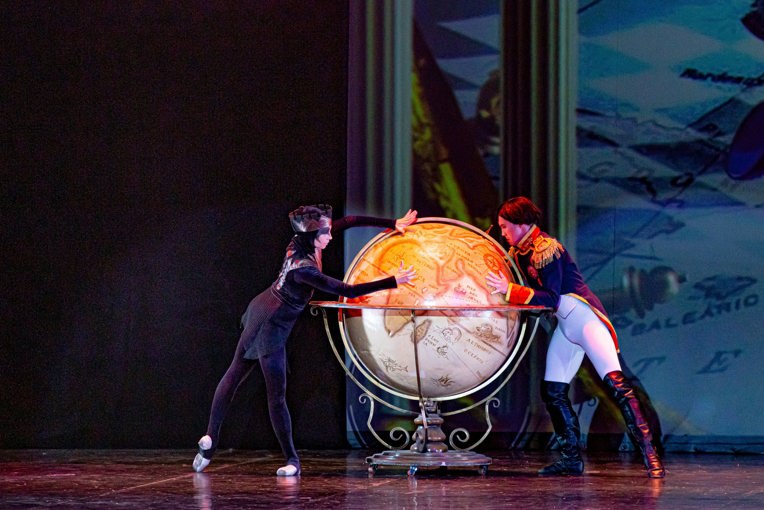 Война и Мир балет Марийского театра оперы и балета на сцене Зимнего театра г. Сочи премьера. Фотограф в Сочи Юрий Шептаев