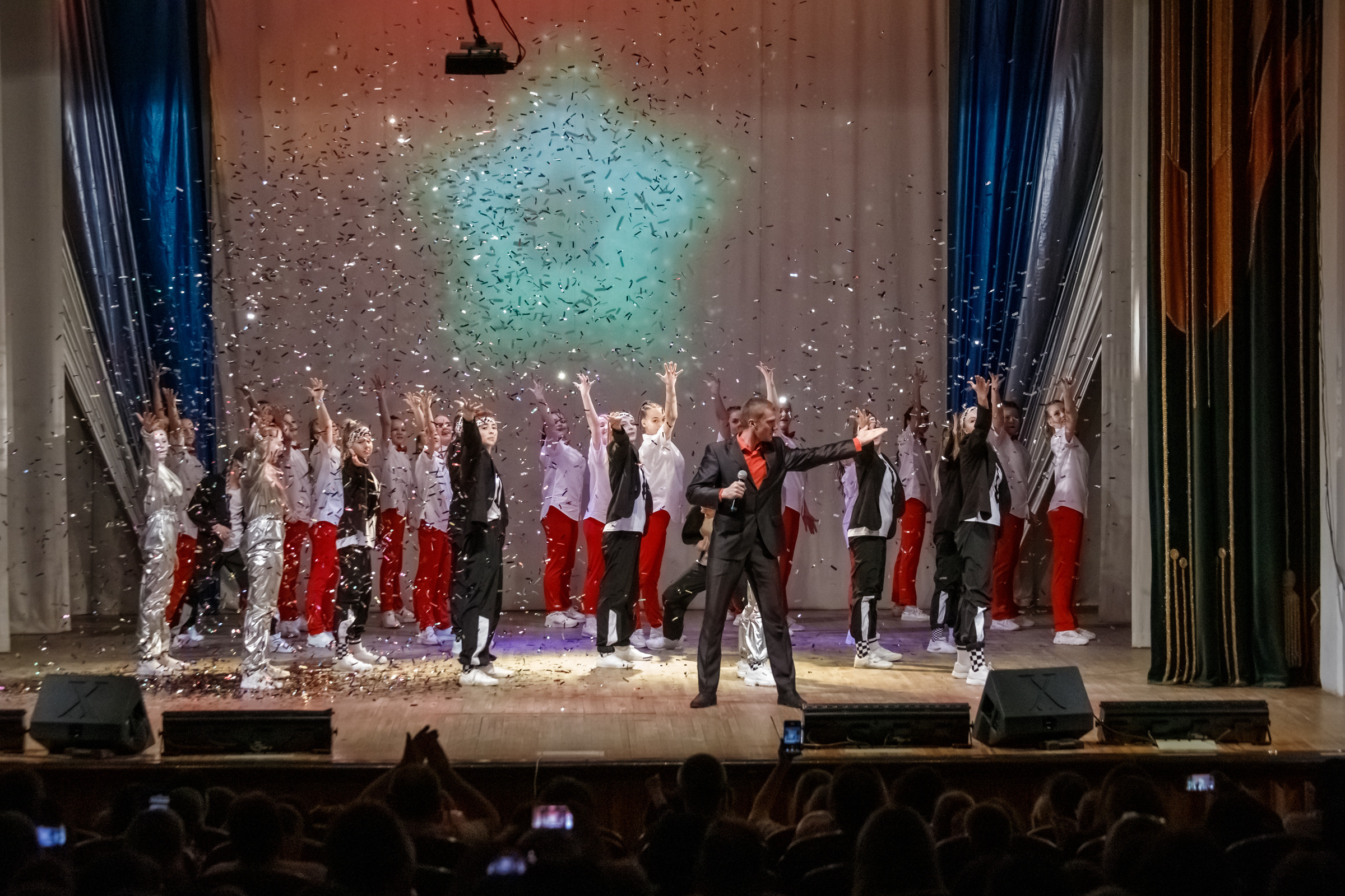 Концерт открытия ДК «ПОБЕДА» в Юрге. Фотограф для хороших людей в Юрге, Томске, Кемерово, Республике Алтай