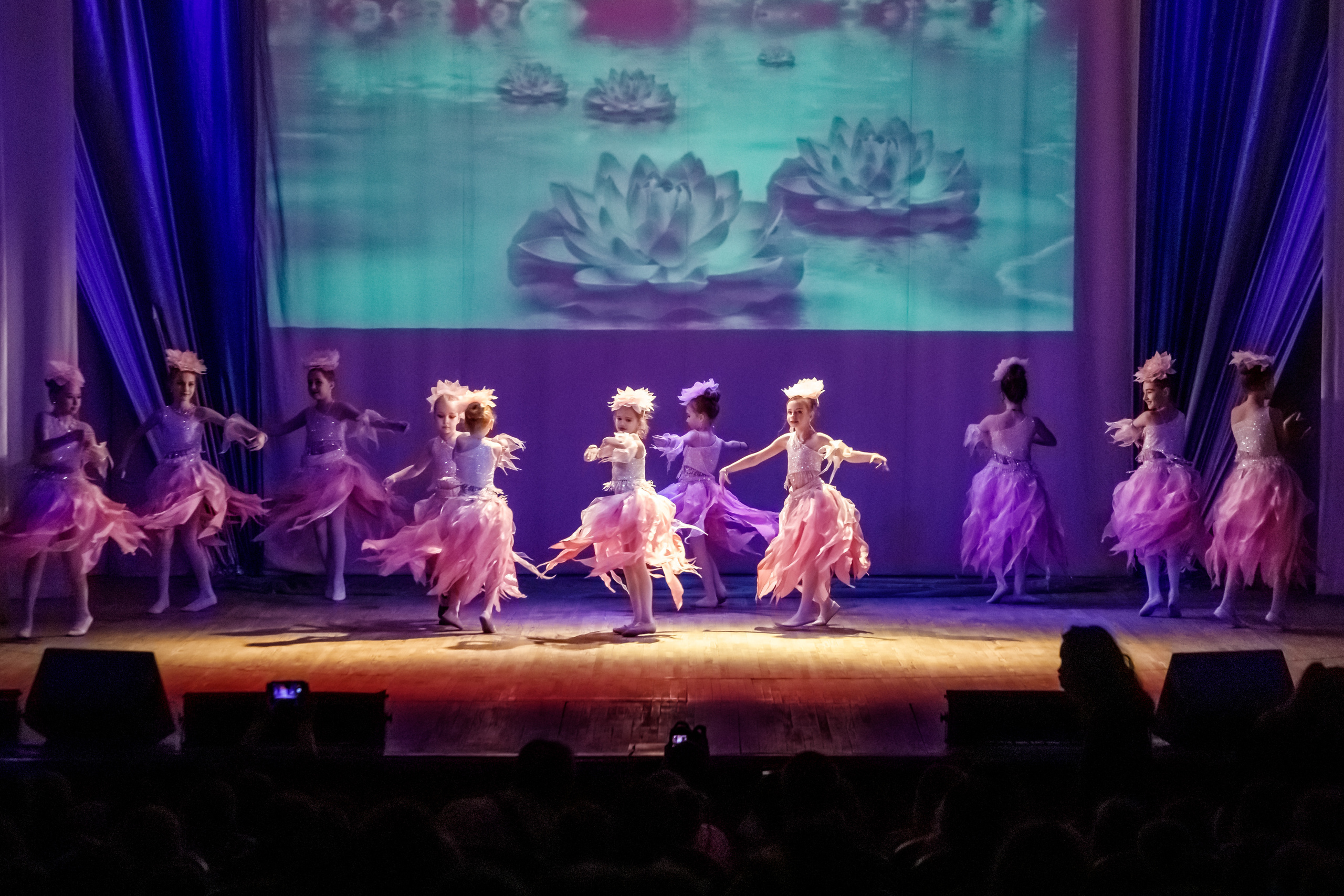 ЛОТОС в ДК ПОБЕДА. Фотограф для хороших людей в Юрге, Томске, Кемерово, Республике Алтай