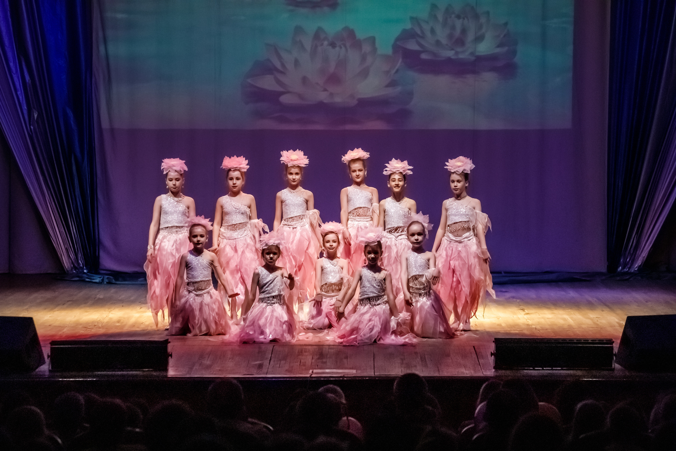 ЛОТОС в ДК ПОБЕДА. Фотограф для хороших людей в Юрге, Томске, Кемерово, Республике Алтай