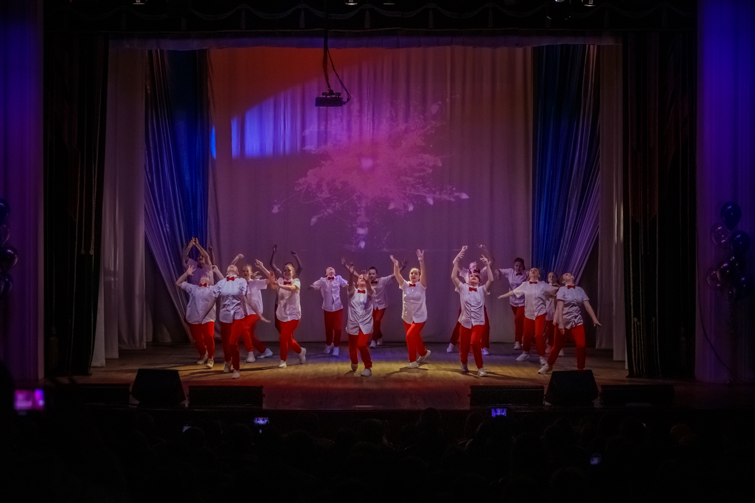 Концерт открытия ДК «ПОБЕДА» в Юрге. Фотограф для хороших людей в Юрге, Томске, Кемерово, Республике Алтай