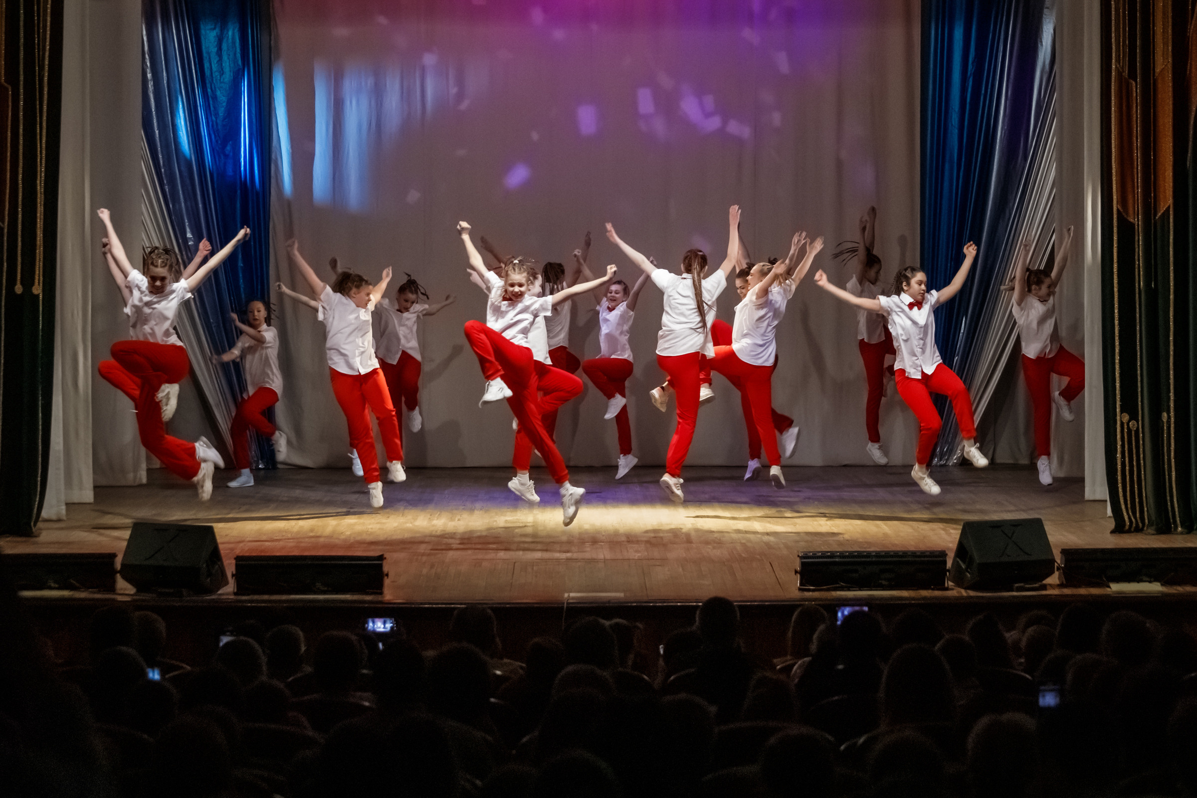 Концерт открытия ДК «ПОБЕДА» в Юрге. Фотограф для хороших людей в Юрге, Томске, Кемерово, Республике Алтай