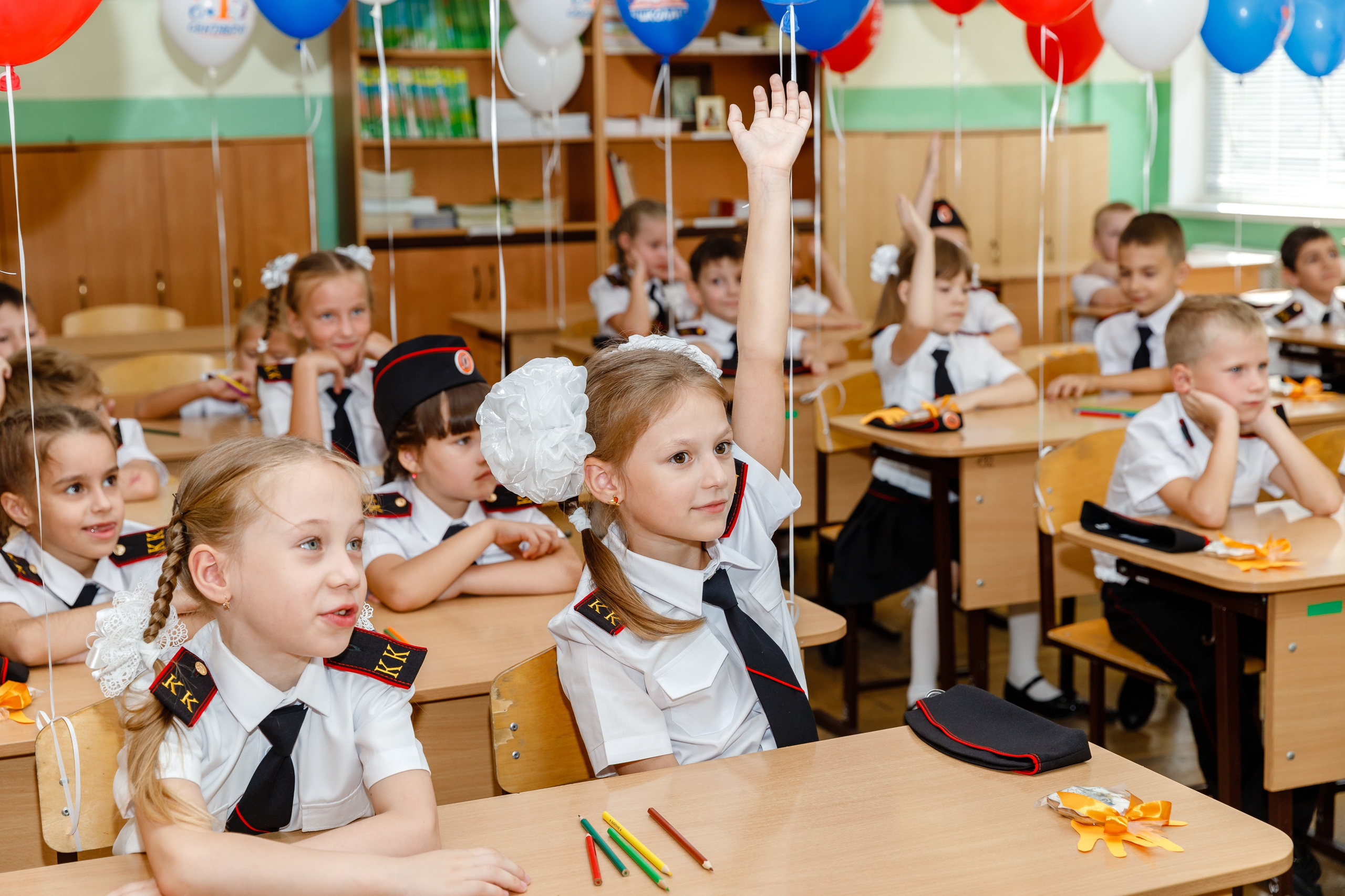 ПЕРВЫЙ ЗВОНОК. Марина Ушакова. Фотограф. Выпускные альбомы. г. Краснодар